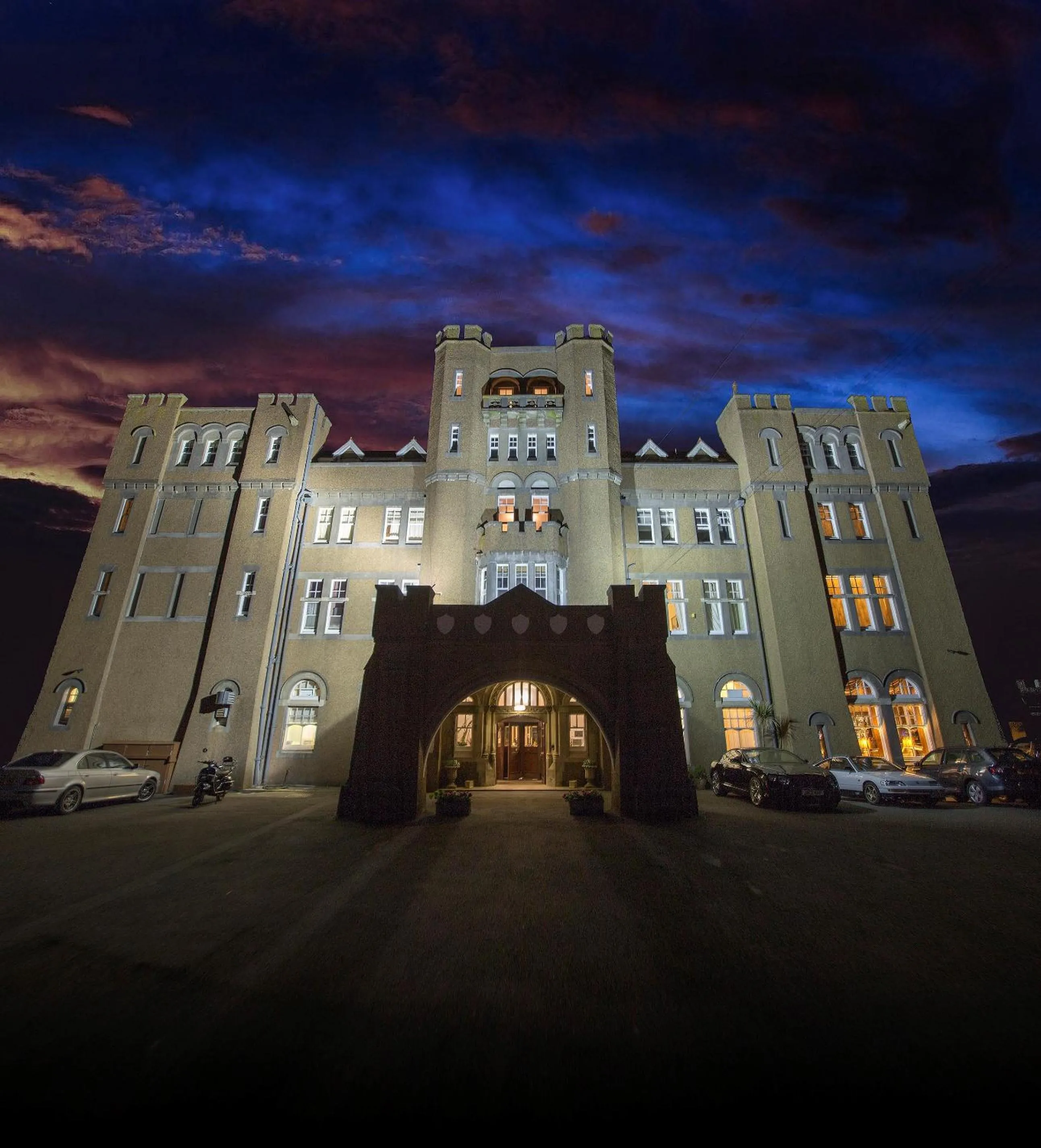 Facade/entrance in Camelot Castle Hotel