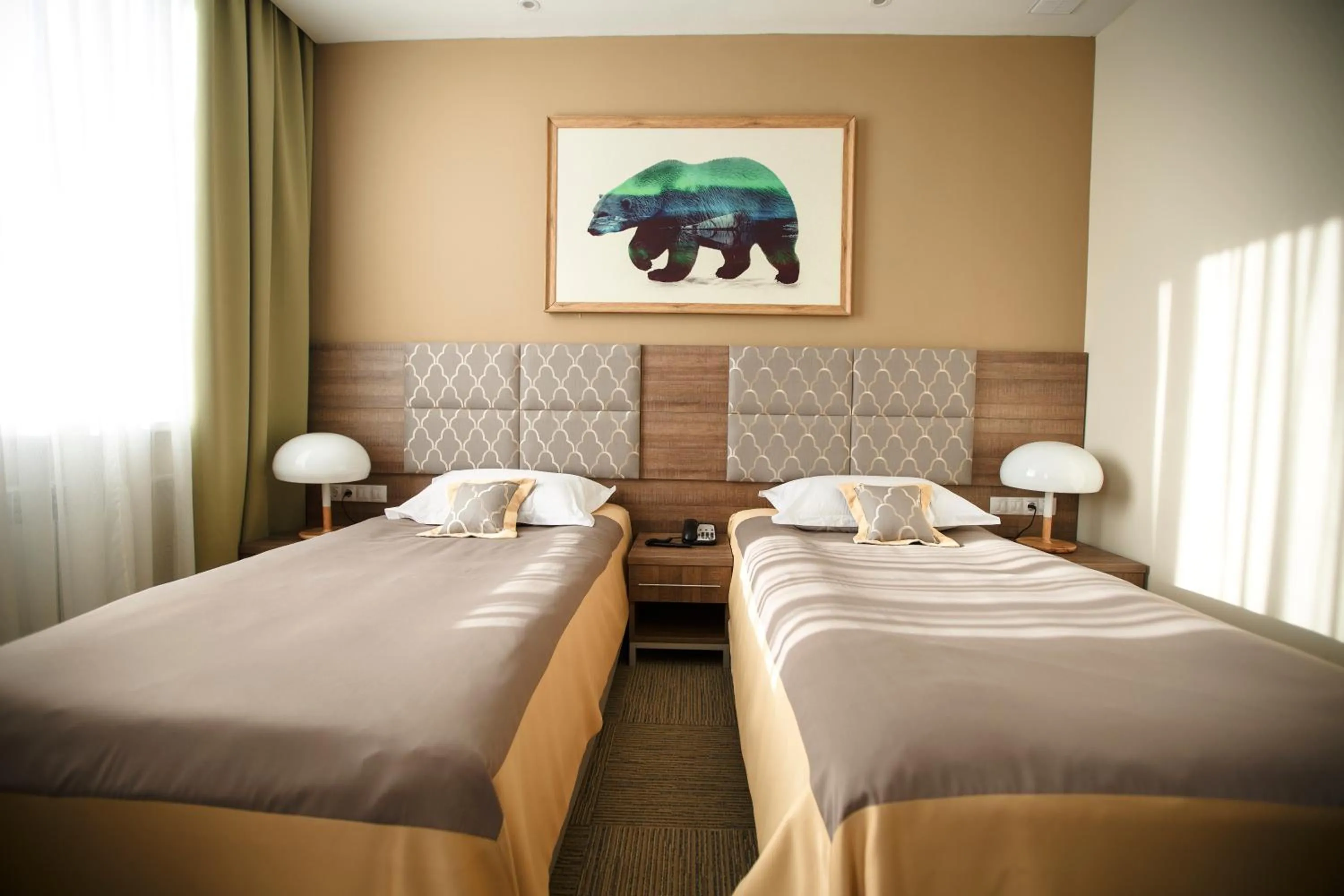 Bed in GREEN Which Hotel