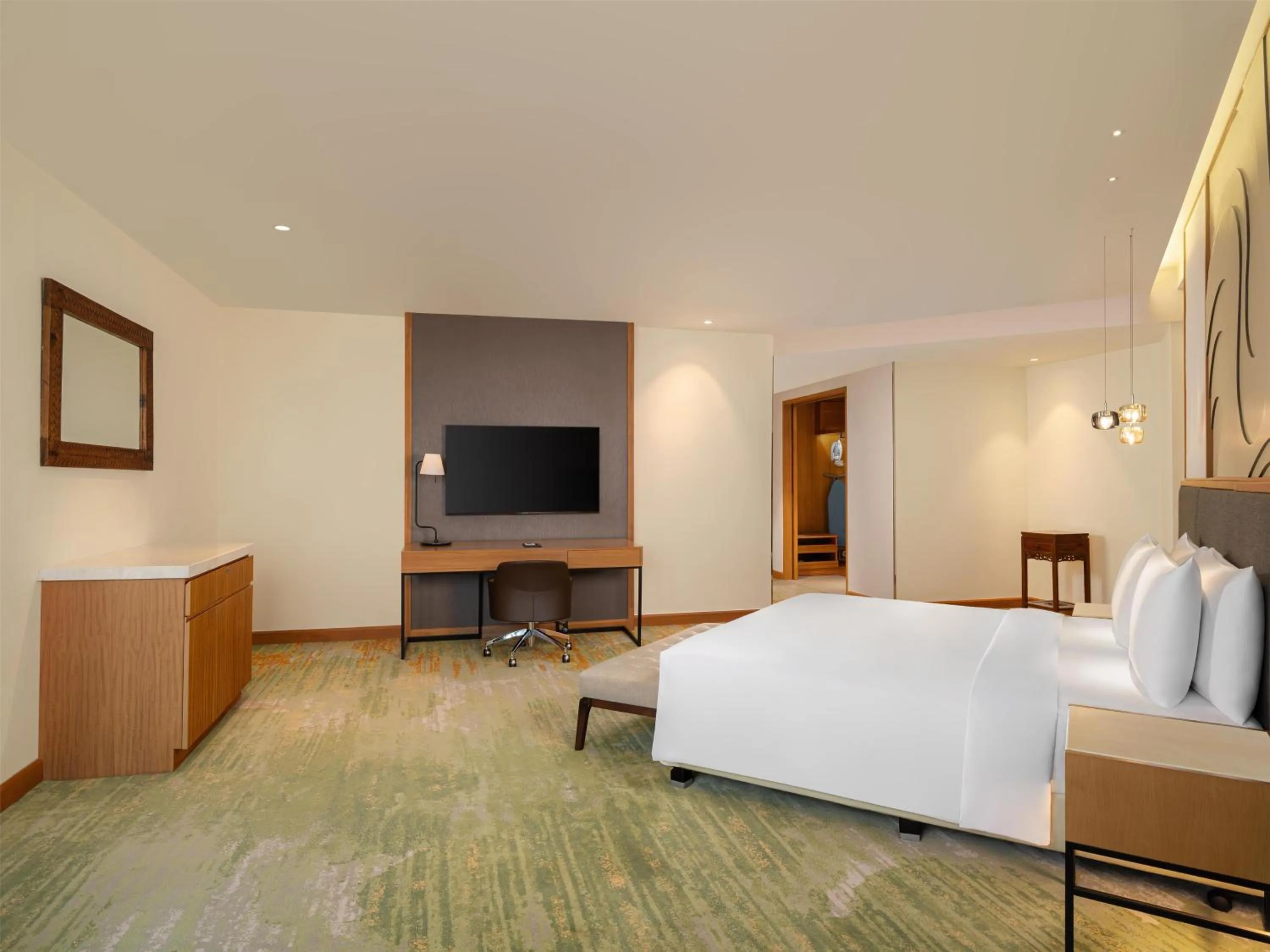 Photo of the whole room, Bed in Radisson Golf & Convention Center Batam