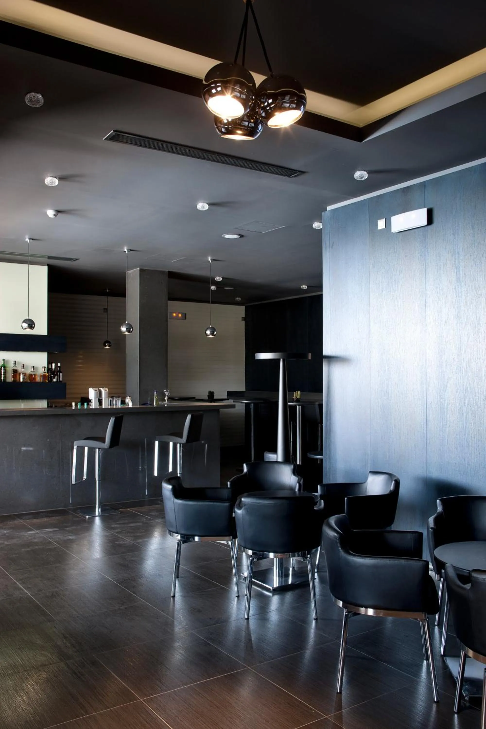 Lounge or bar in Apollonion Asterias Resort and Spa