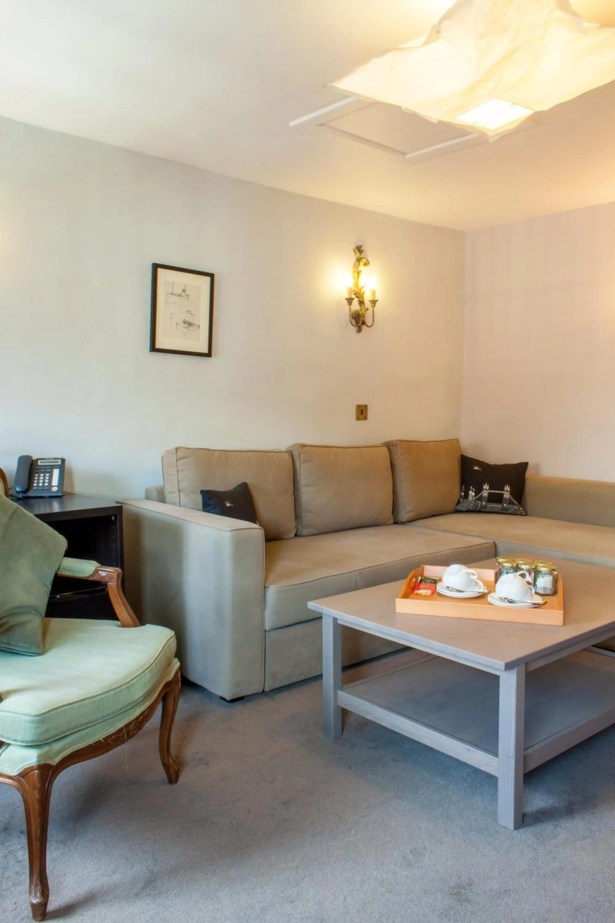 Coffee/tea facilities in The Salutation Inn