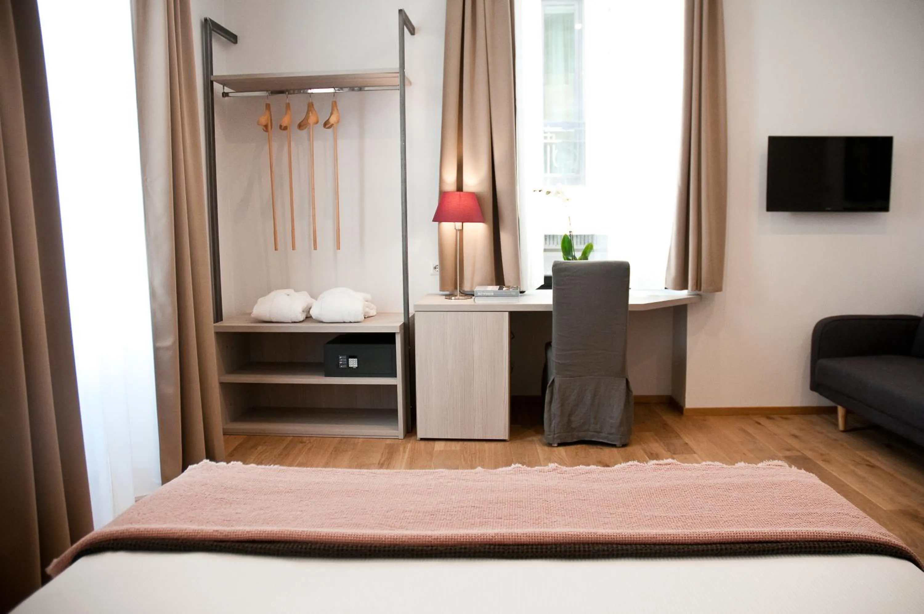 Bed in Giuturna Boutique Hotel