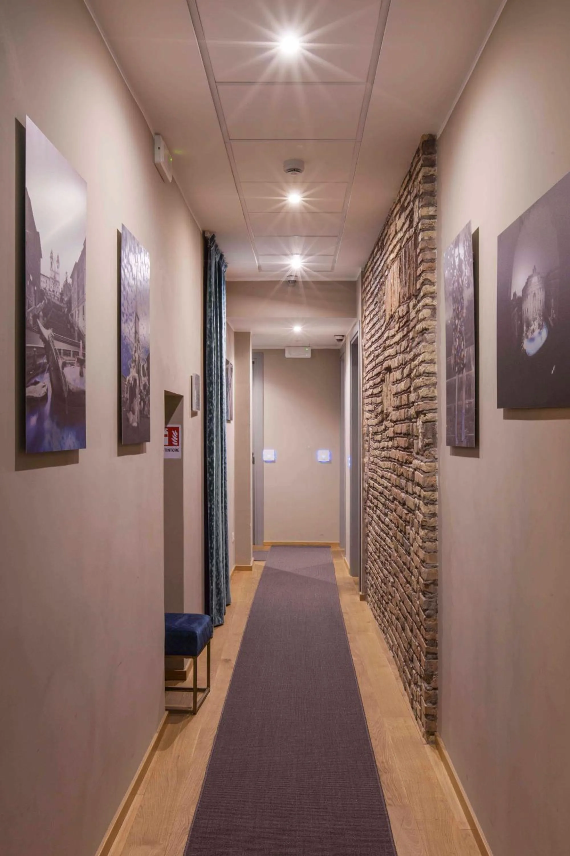 Decorative detail in Giuturna Boutique Hotel