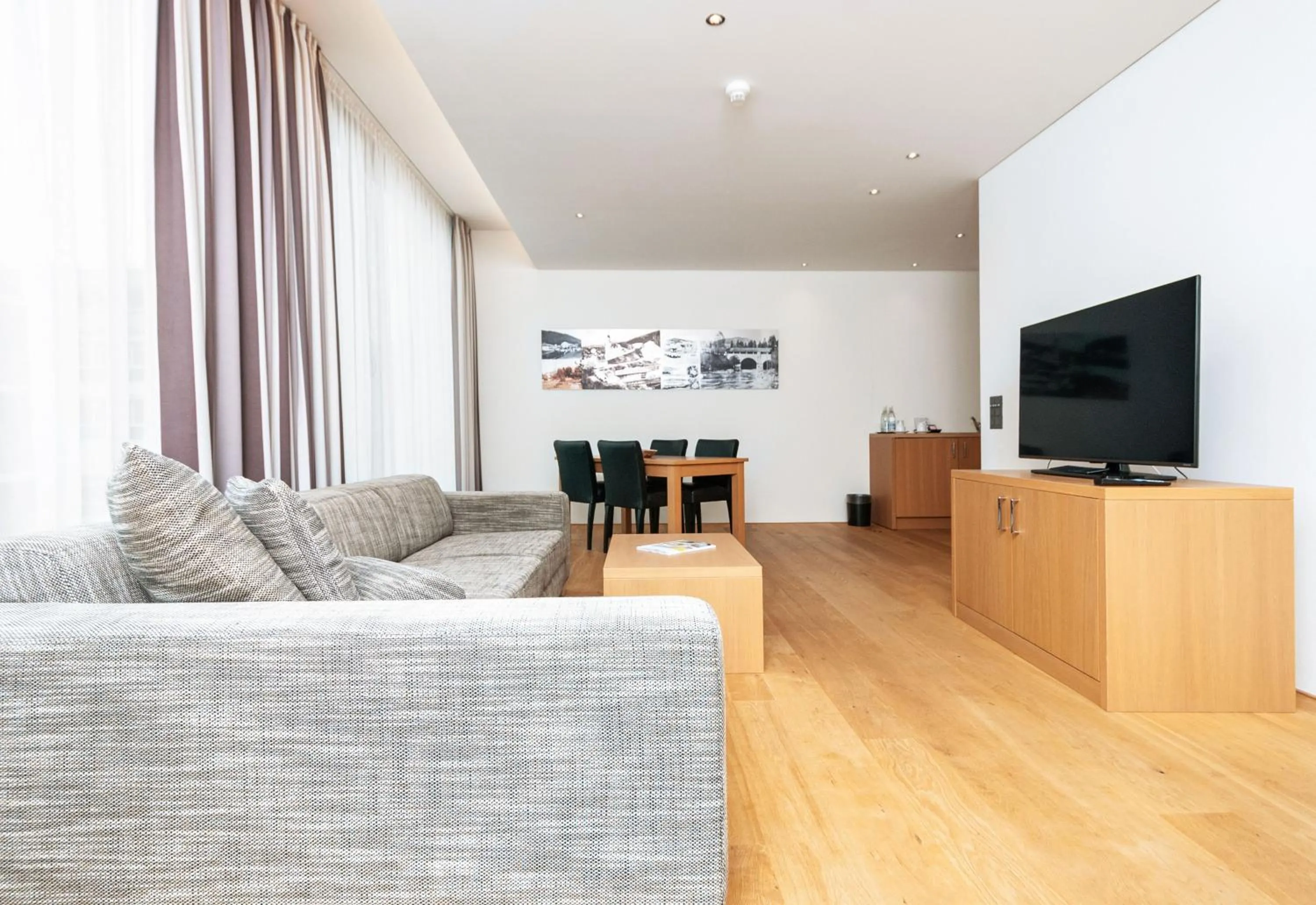 Seating area in Tailormade Hotel SIHLPARK Schindellegi