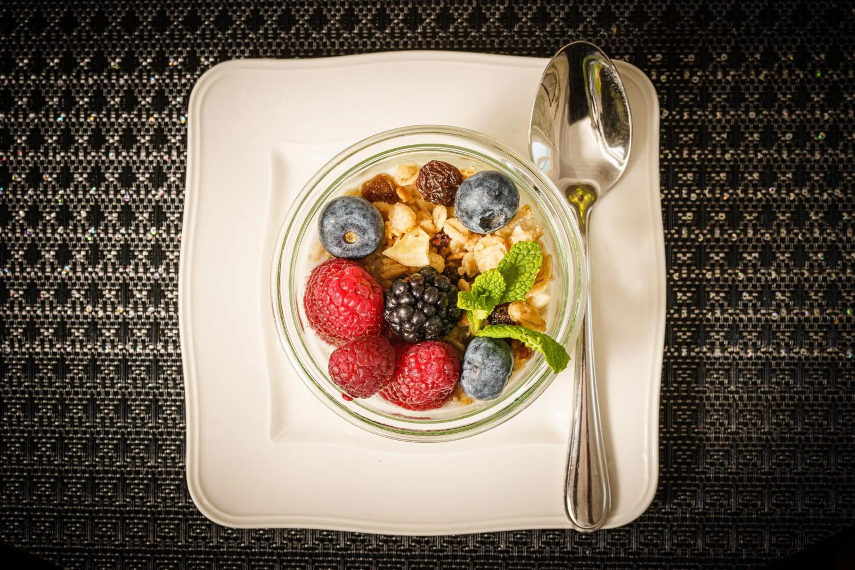 Food close-up in Birkin Porto 1870