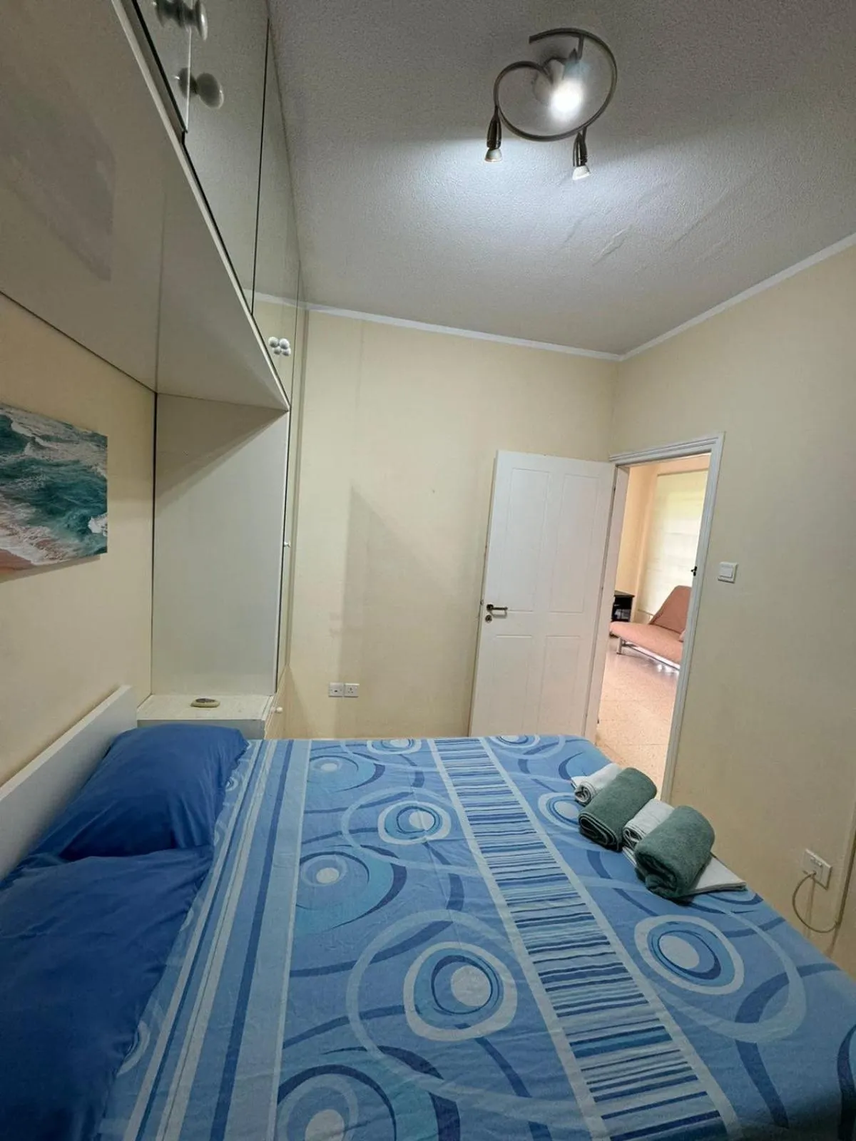Bed in Sea Apartments