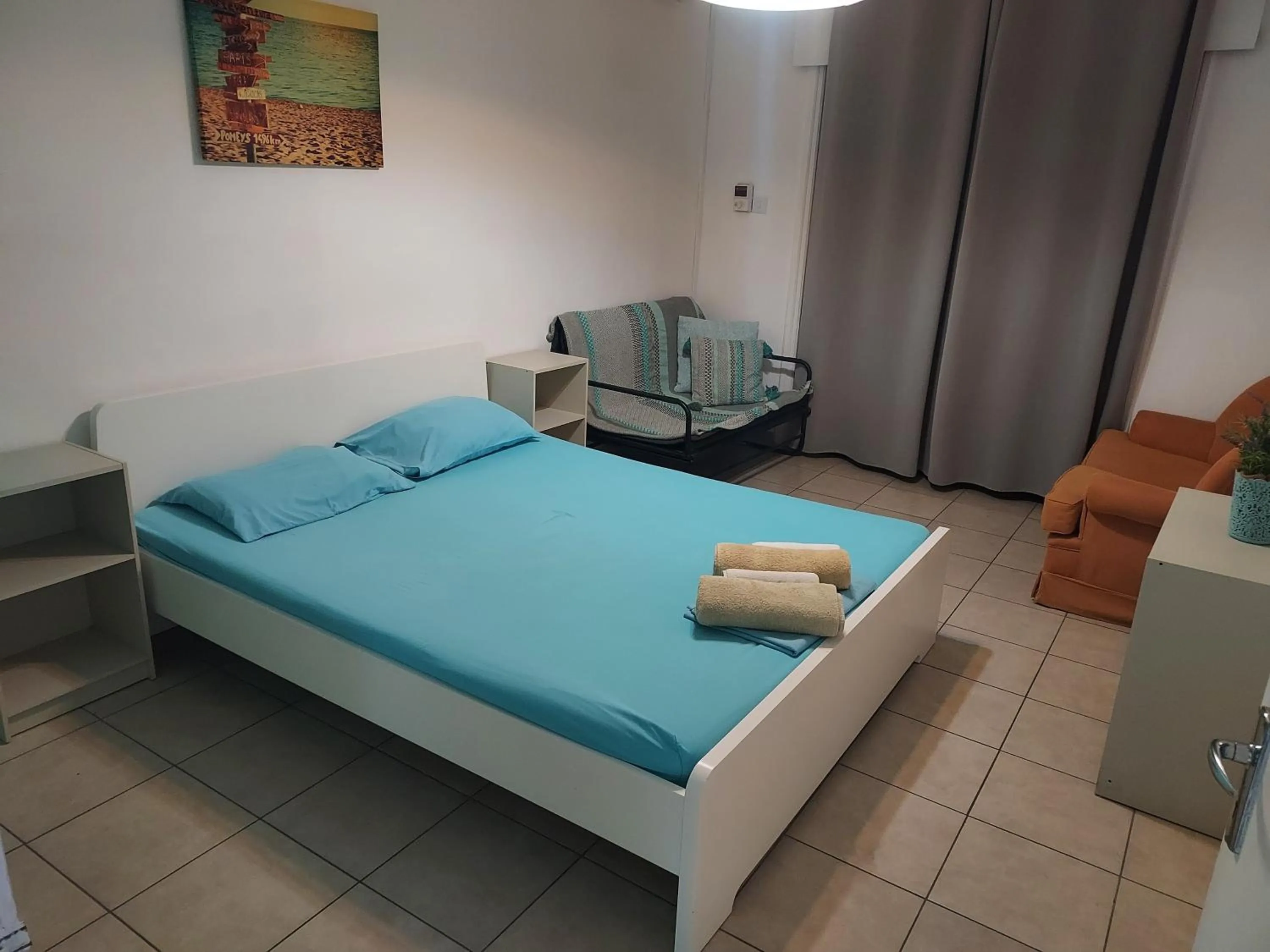 Bed in Sea Apartments