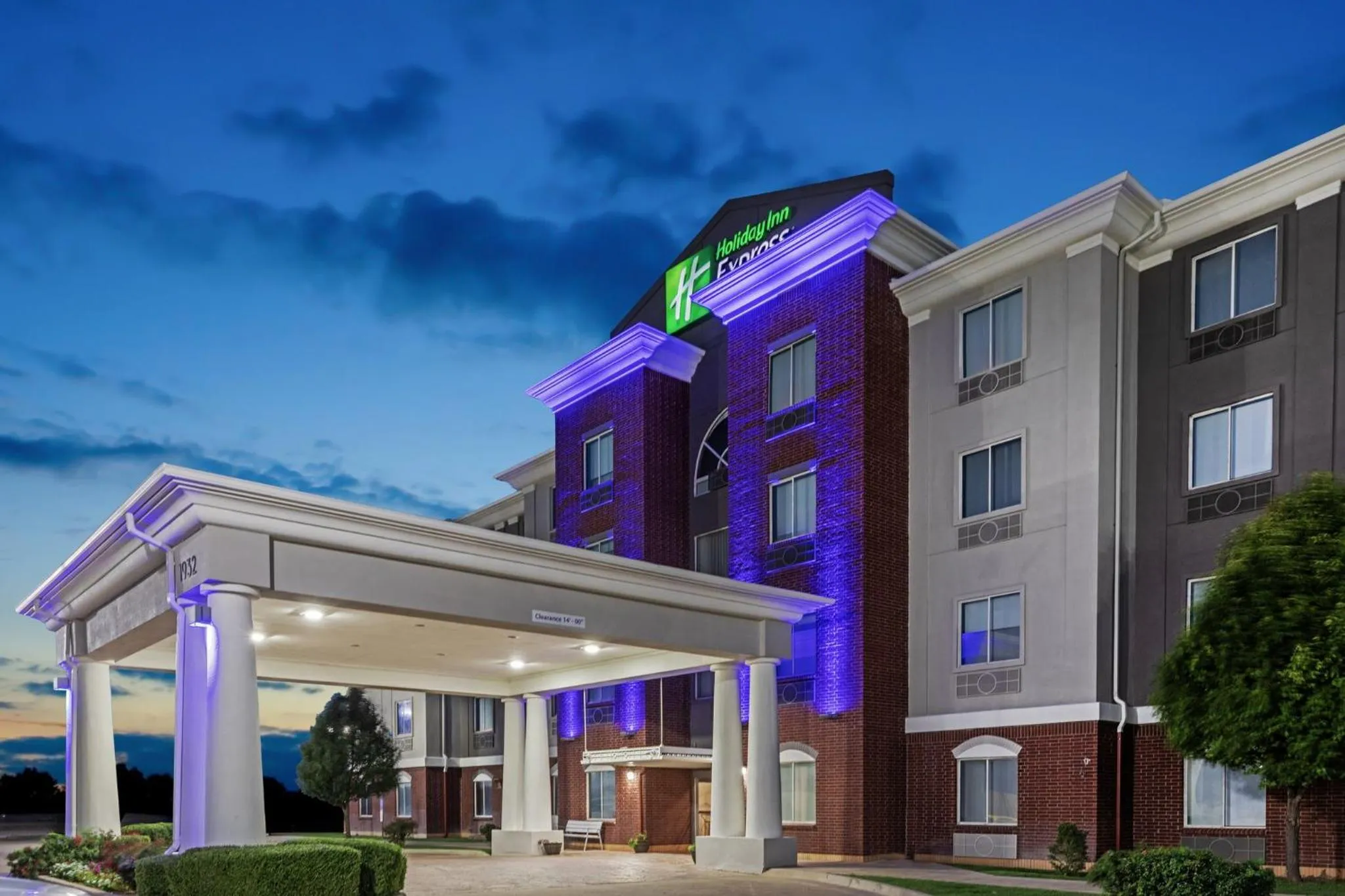 Property building in Holiday Inn Express Hotel & Suites Dumas by IHG
