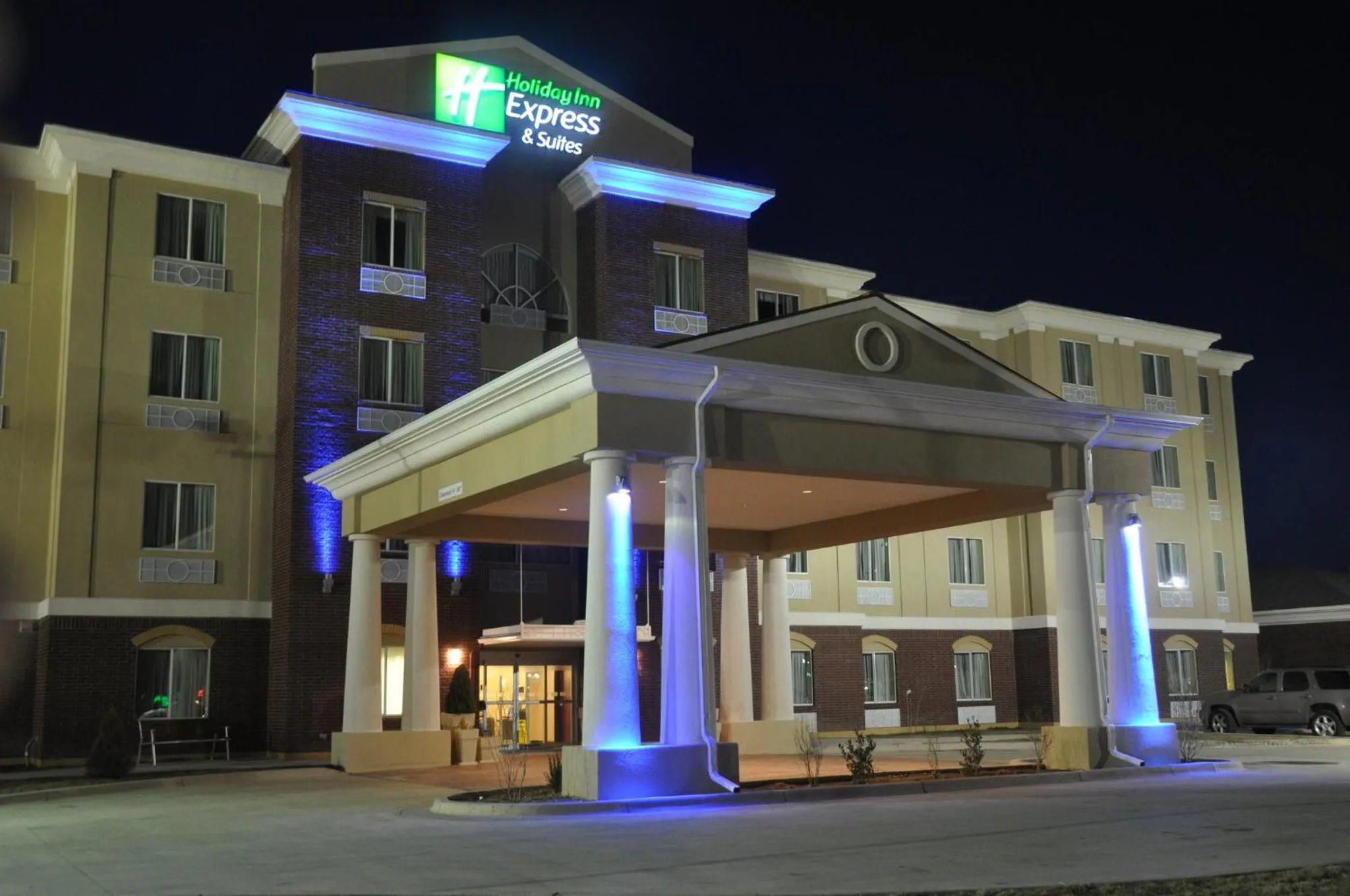 Property building in Holiday Inn Express Hotel & Suites Dumas by IHG