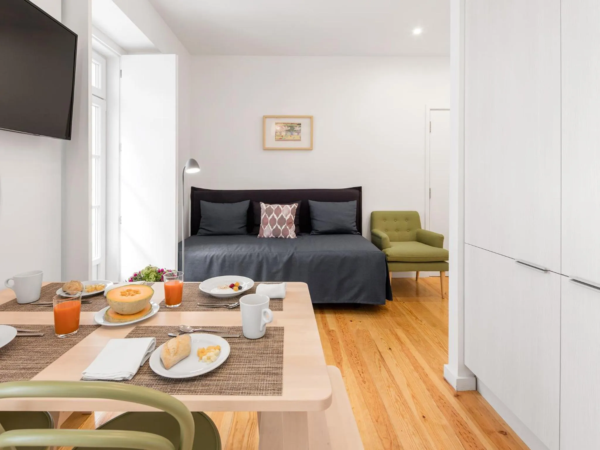 Living room in Lisbon Serviced Apartments - Castelo S. Jorge