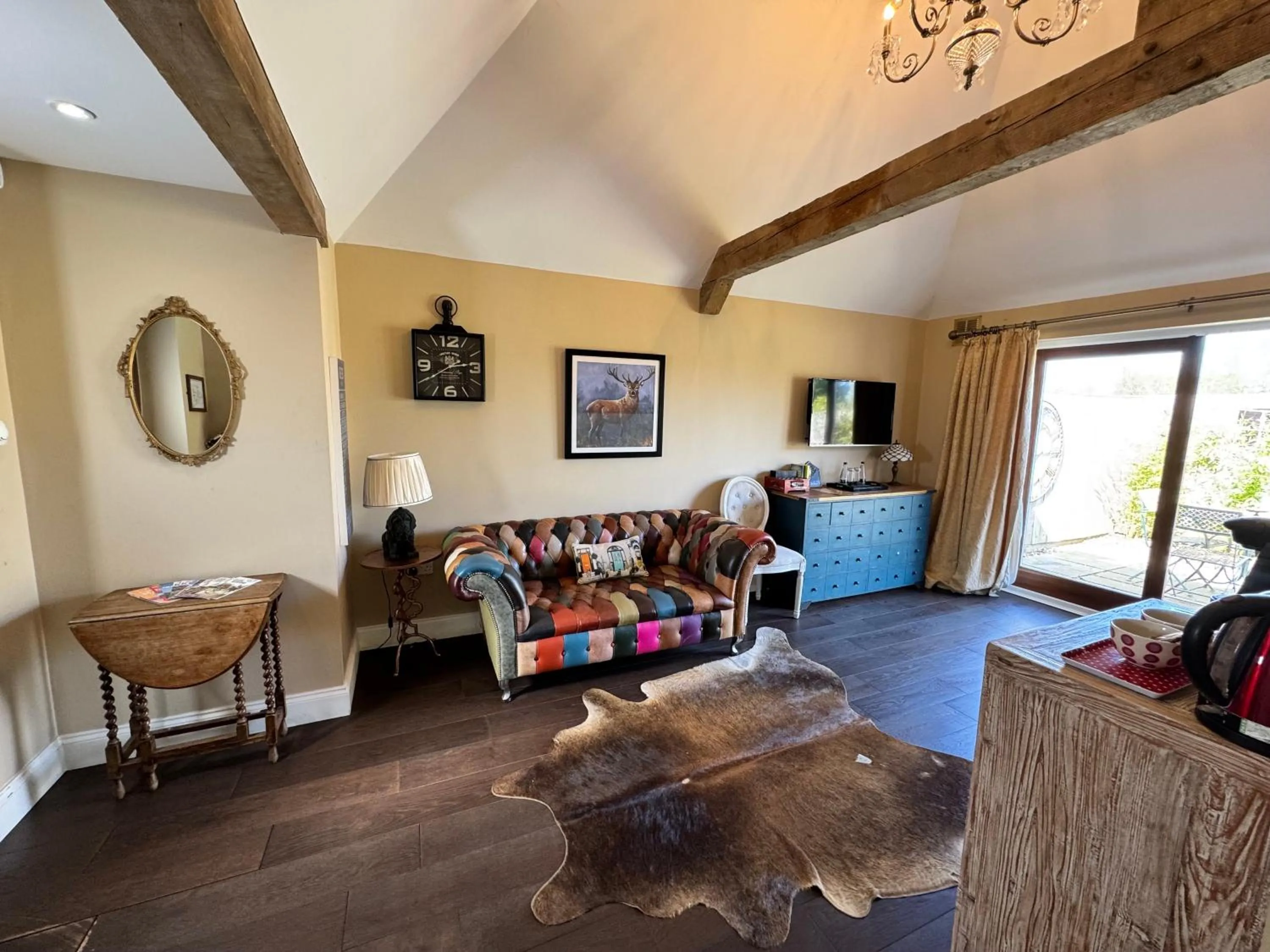 Living room in The Bowl Inn