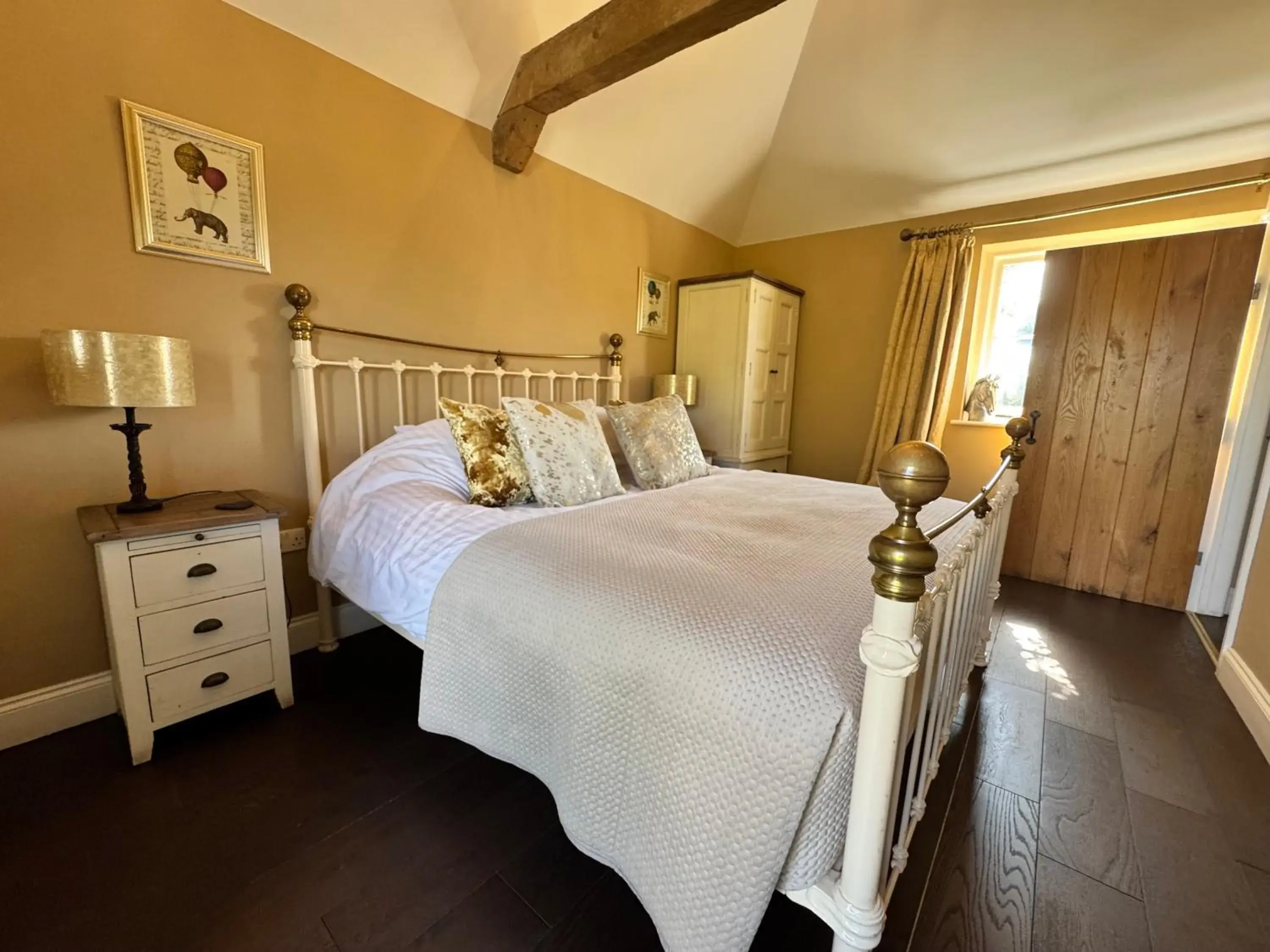 Family Suite in The Bowl Inn Family Suite in The Bowl Inn