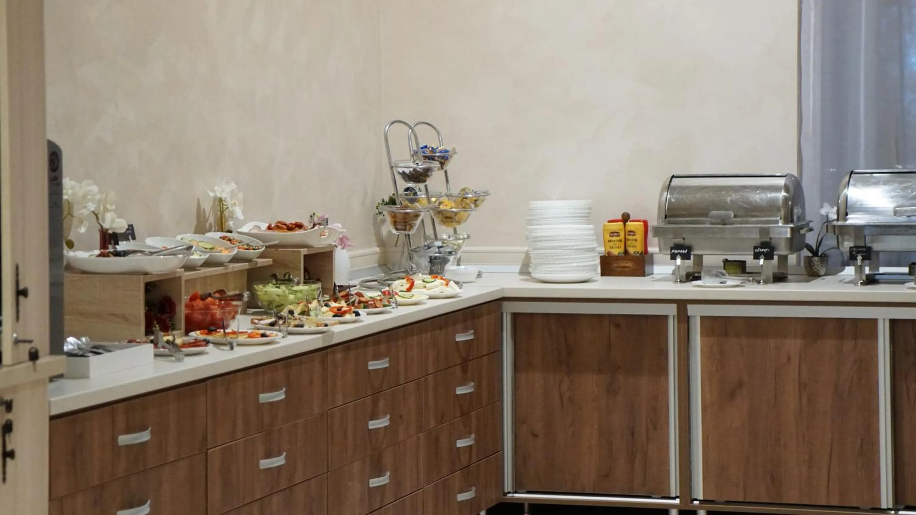 Buffet breakfast in Hotel Nevis Wellness & SPA