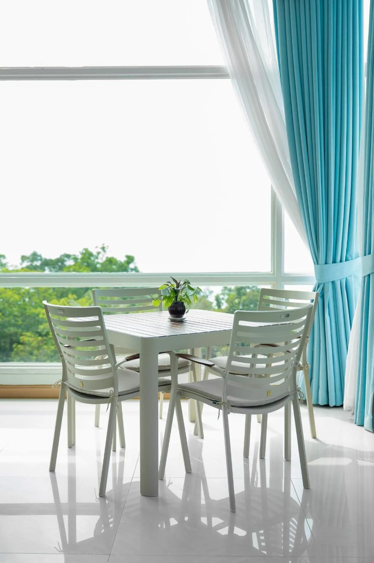 Independence Hotel Resort & Spa