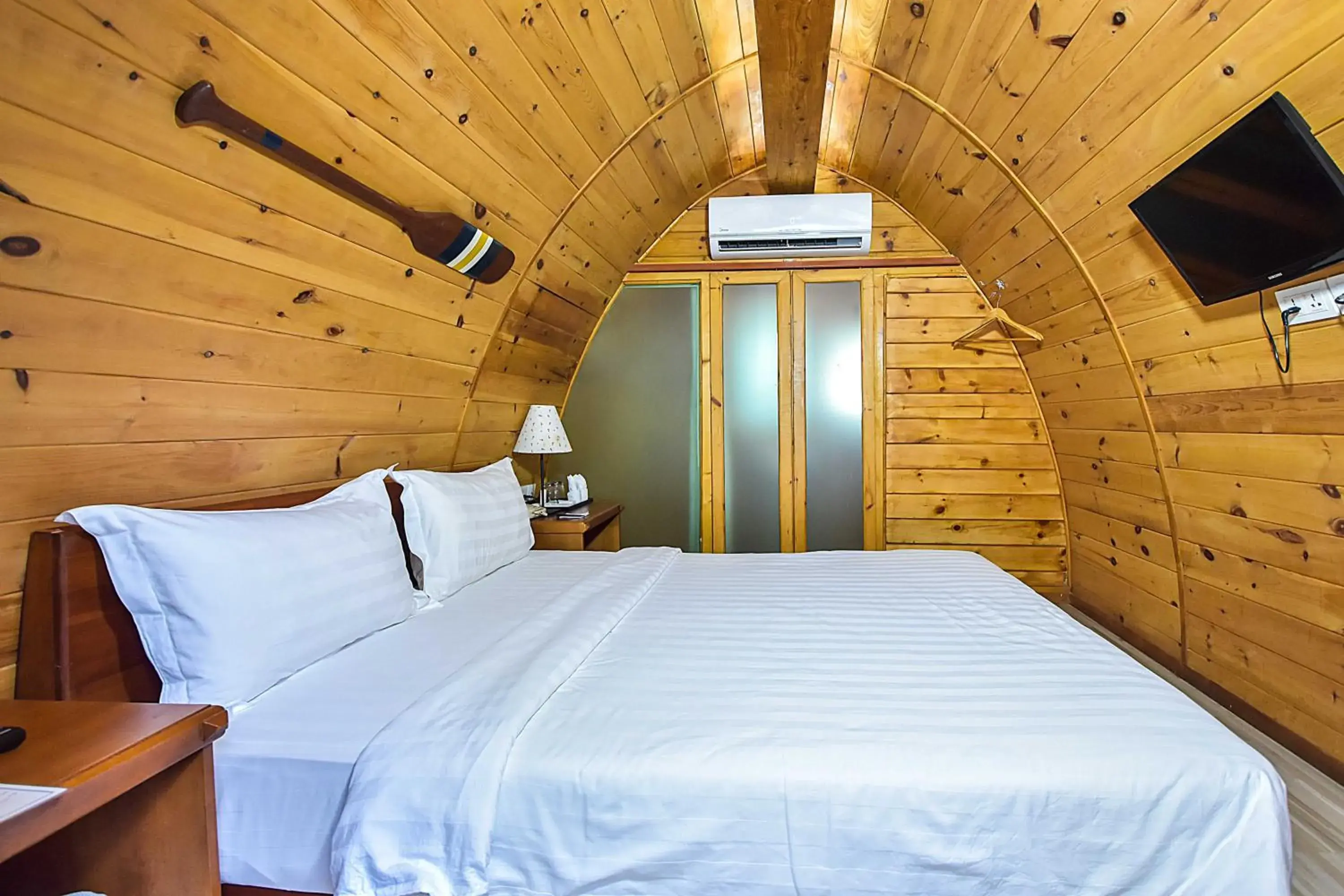 Eco Pod King in Independence Hotel Resort & Spa Eco Pod King in Independence Hotel Resort & Spa