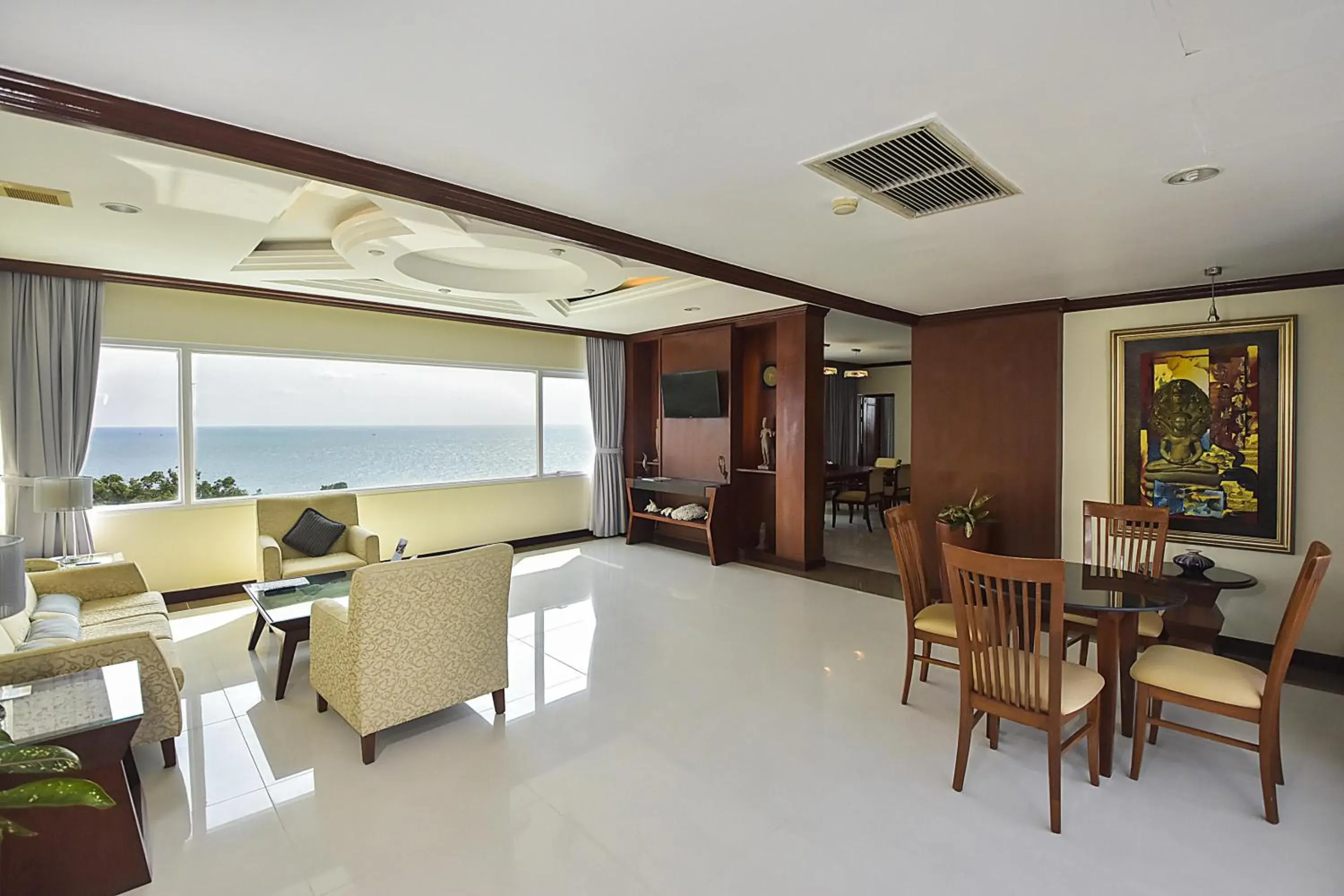 Jacqueline Kennedy Suite in Independence Hotel Resort & Spa Jacqueline Kennedy Suite in Independence Hotel Resort & Spa