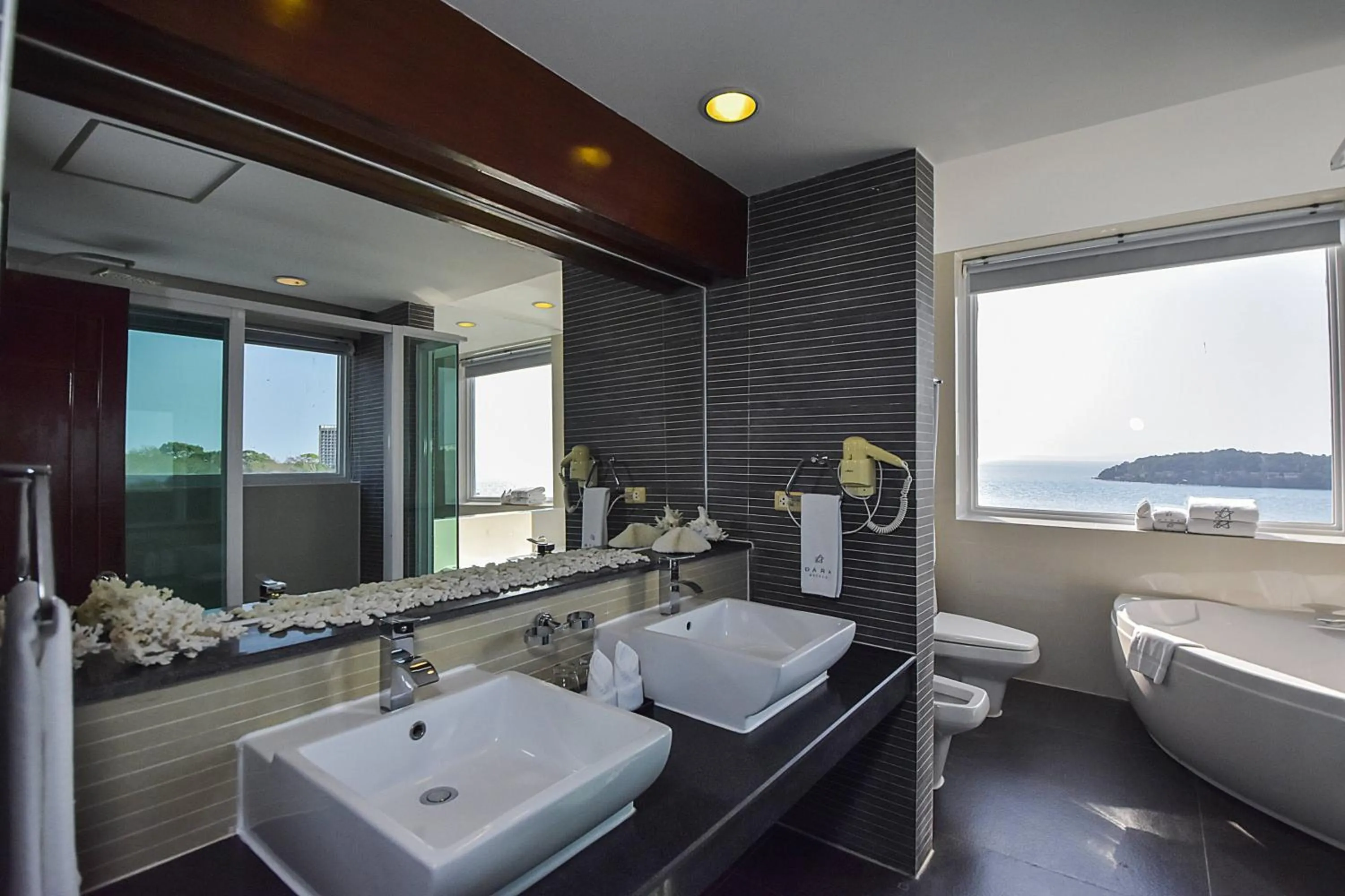 Toilet in Independence Hotel Resort & Spa