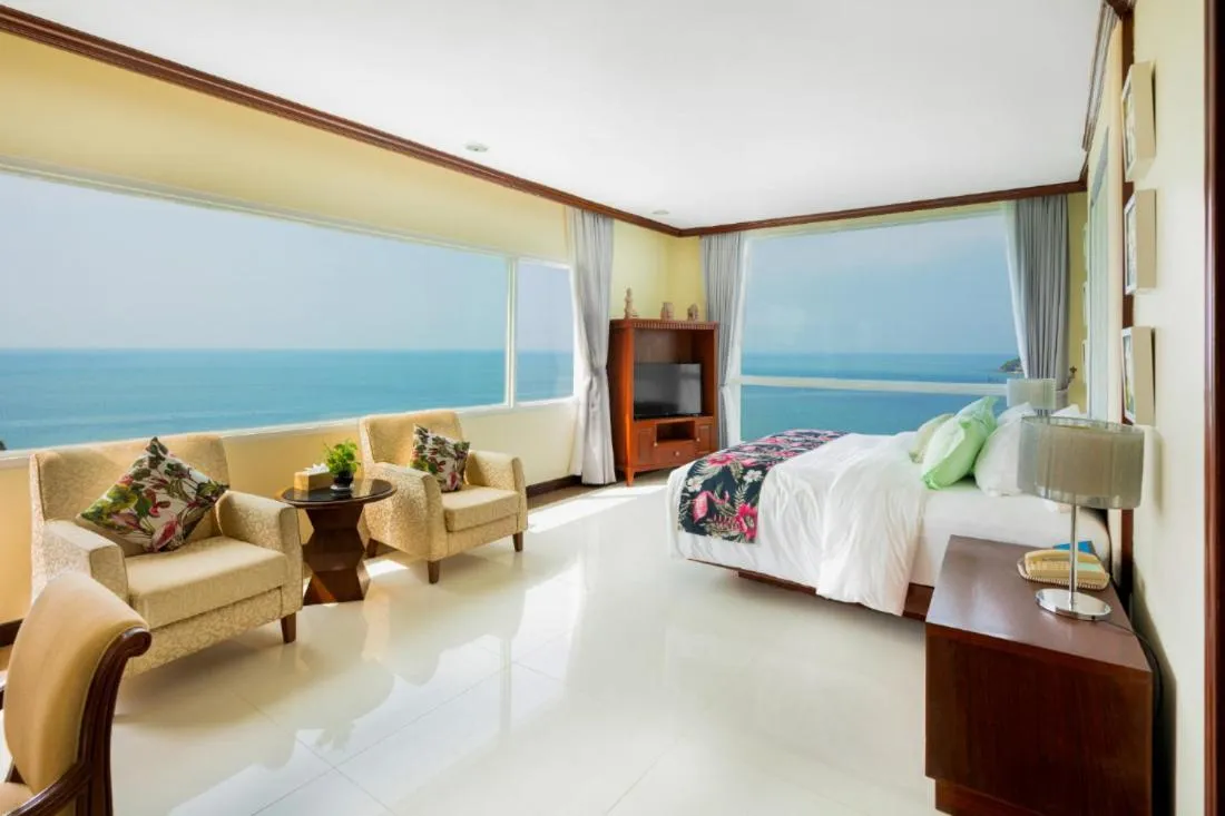 Bed in Independence Hotel Resort & Spa