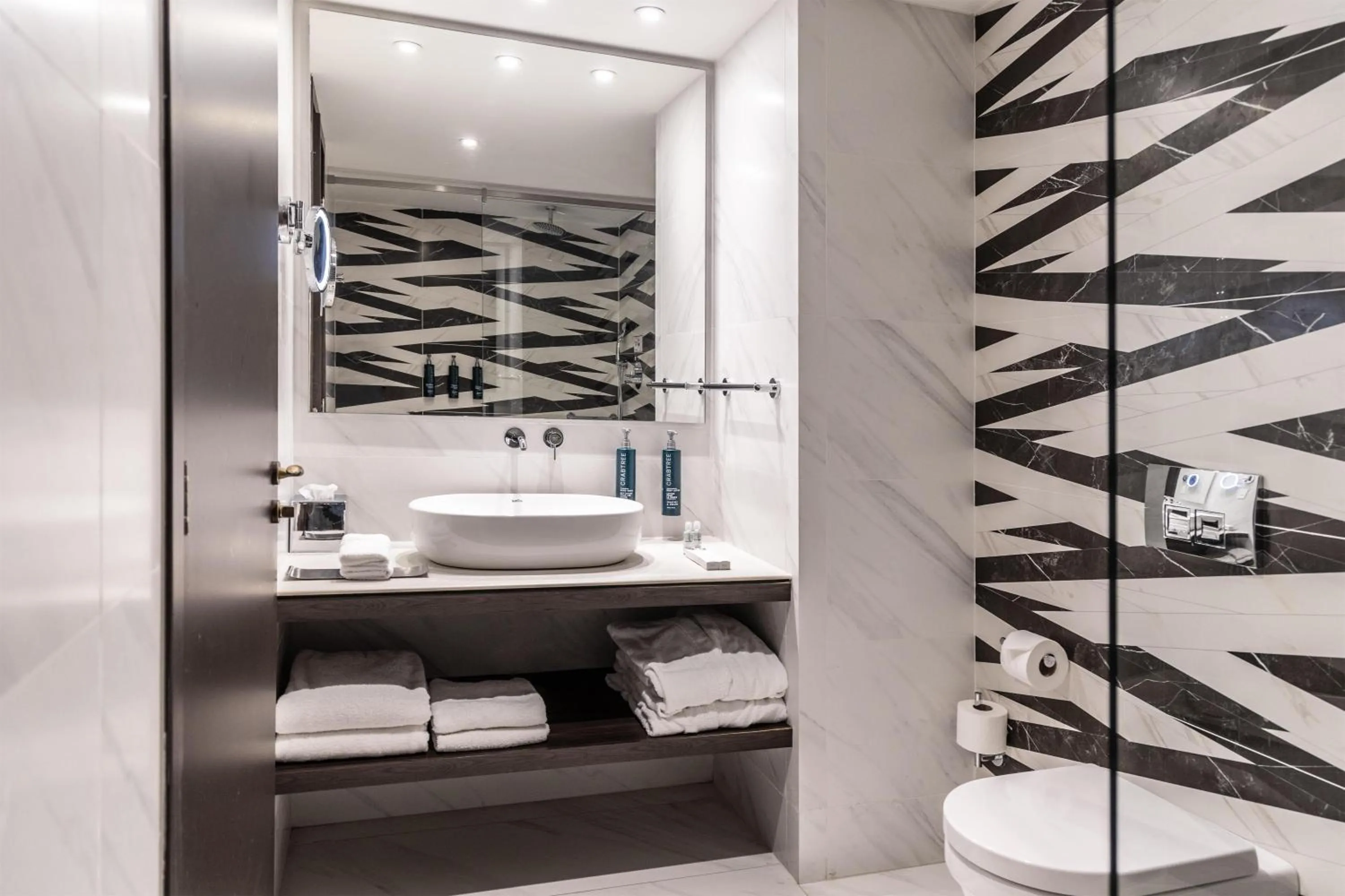 Bathroom in Hilton Nicosia