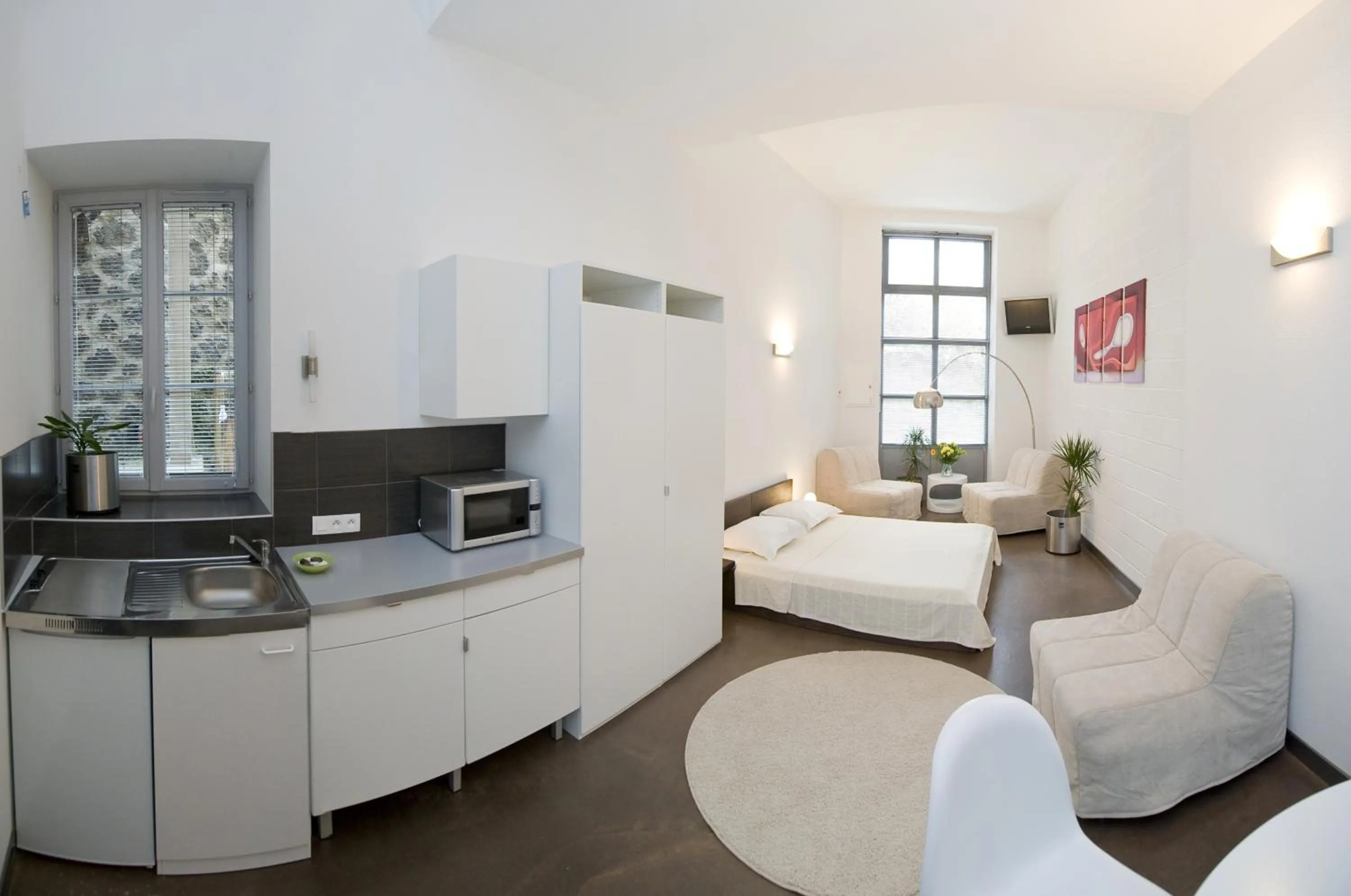 Photo of the whole room in Hôtel des Capucins