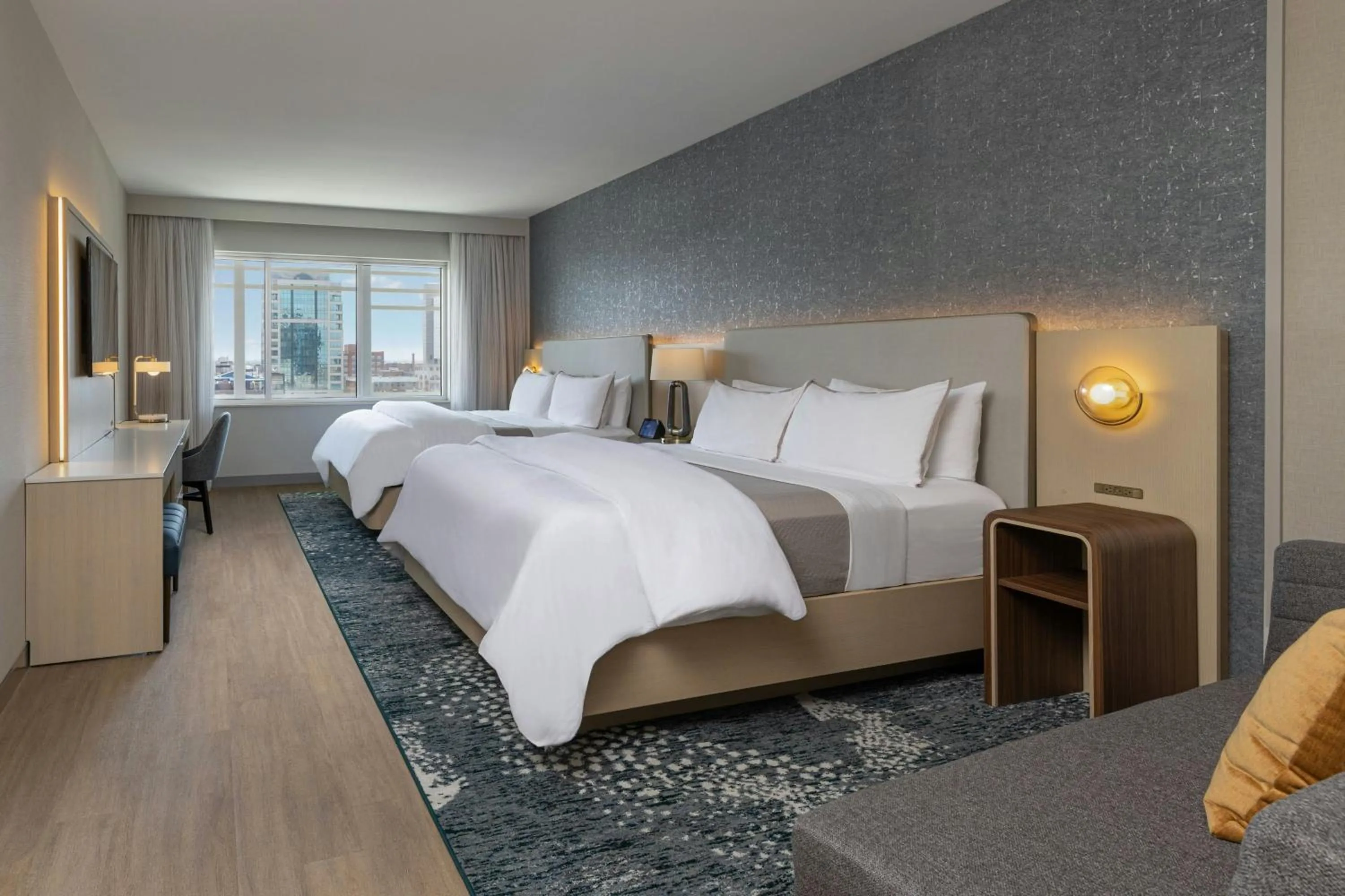 Photo of the whole room, Bed in The Westin Buffalo