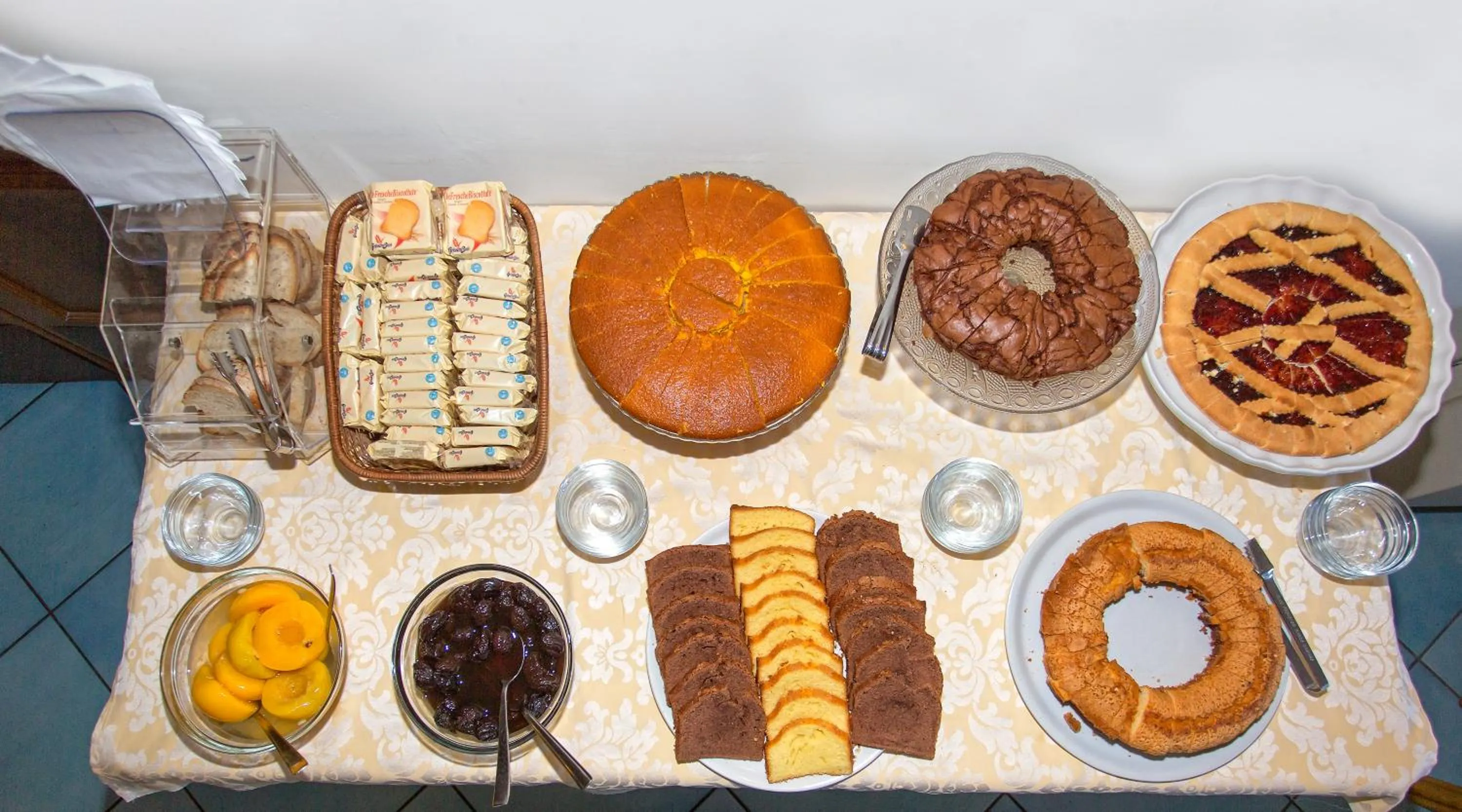 Breakfast in Parco Residence La Rosa