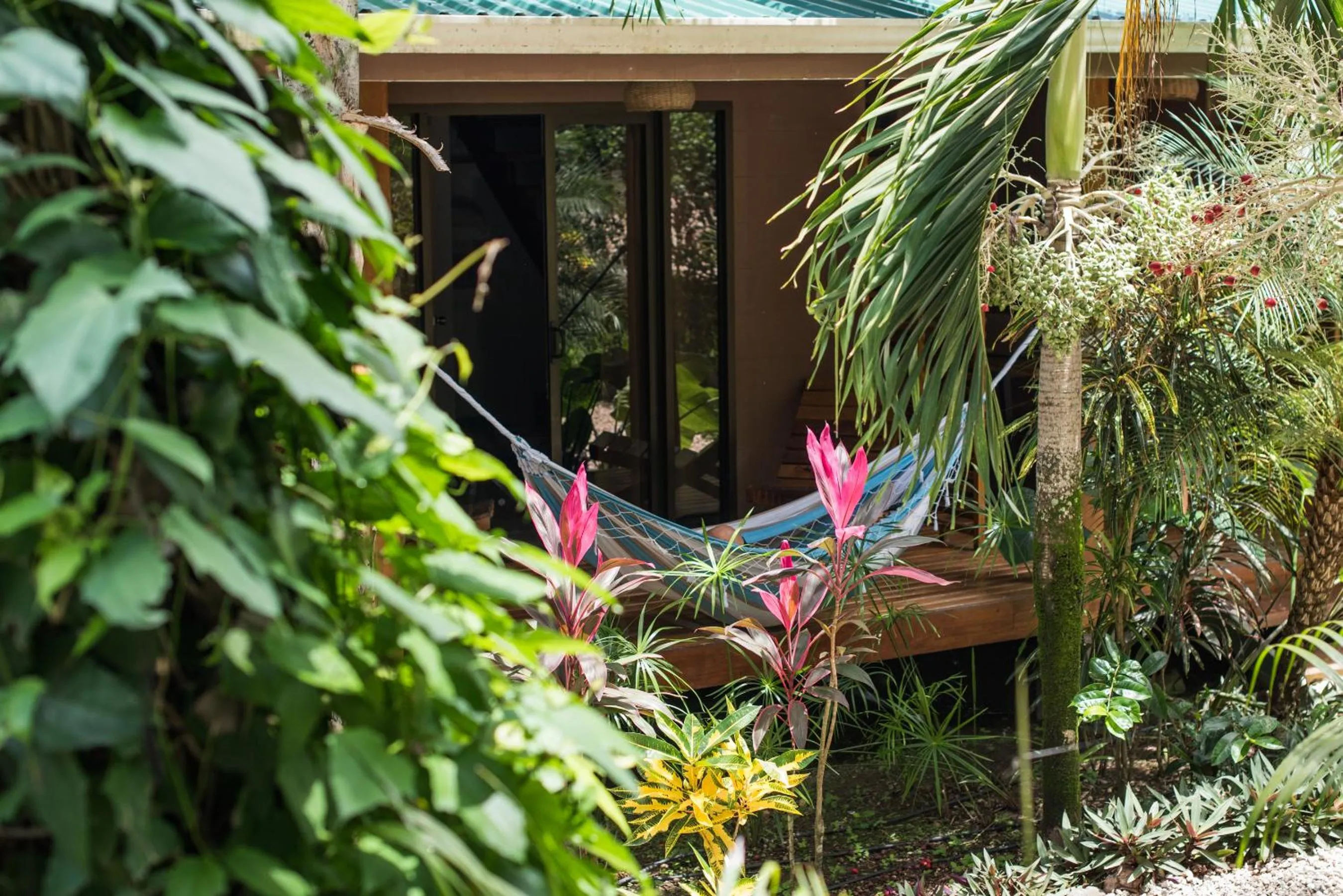 Property building in Ohana Villas