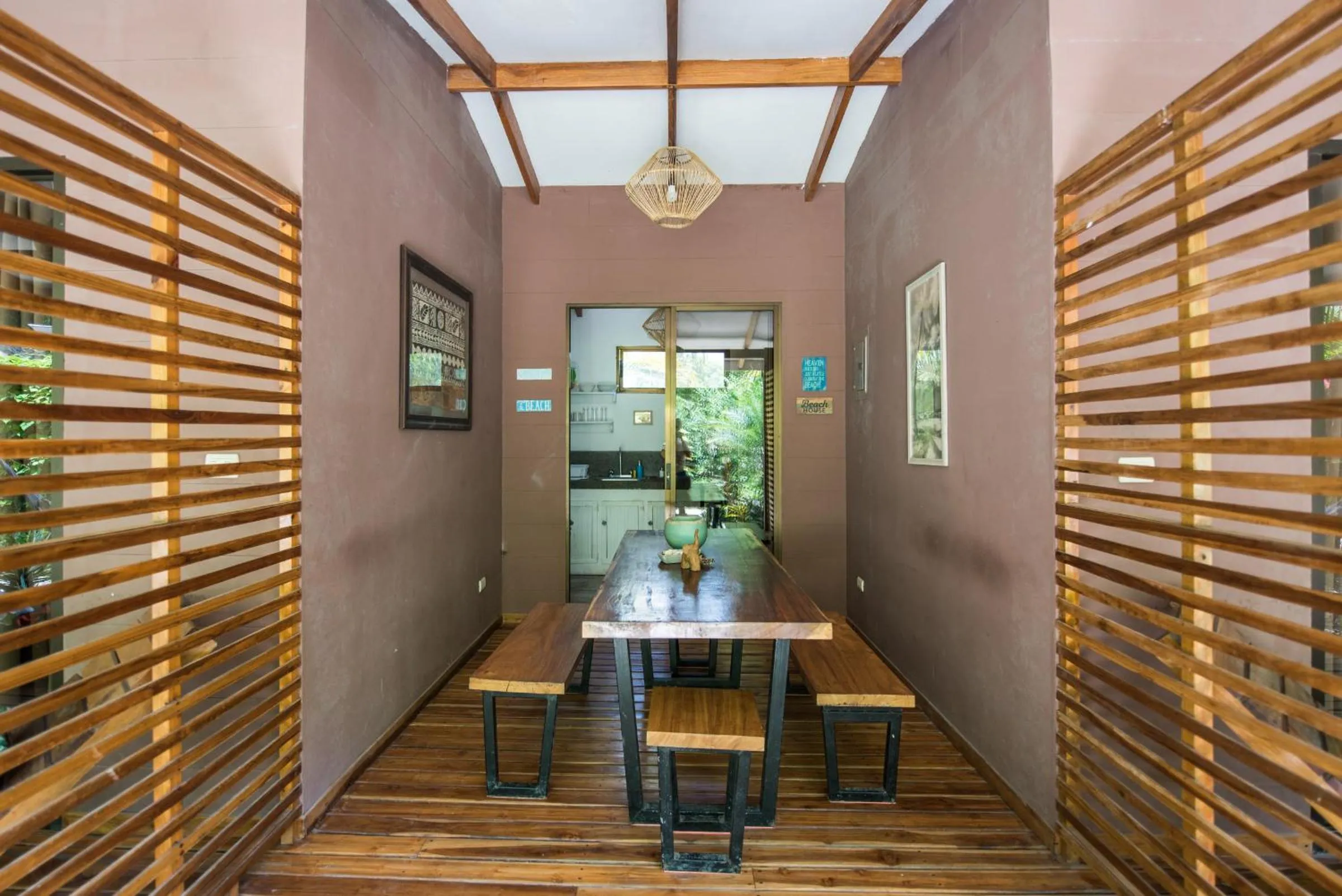 Property building in Ohana Villas