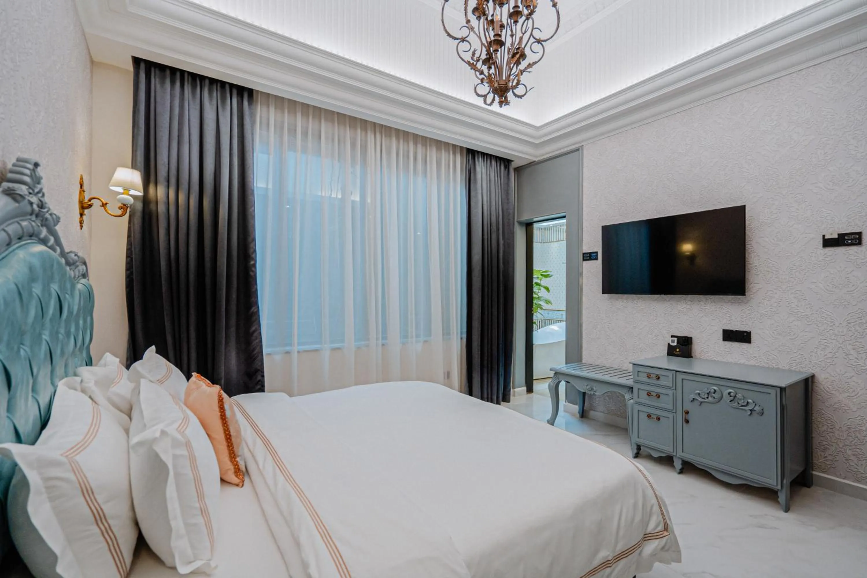 Bed in Midori Concept Hotel