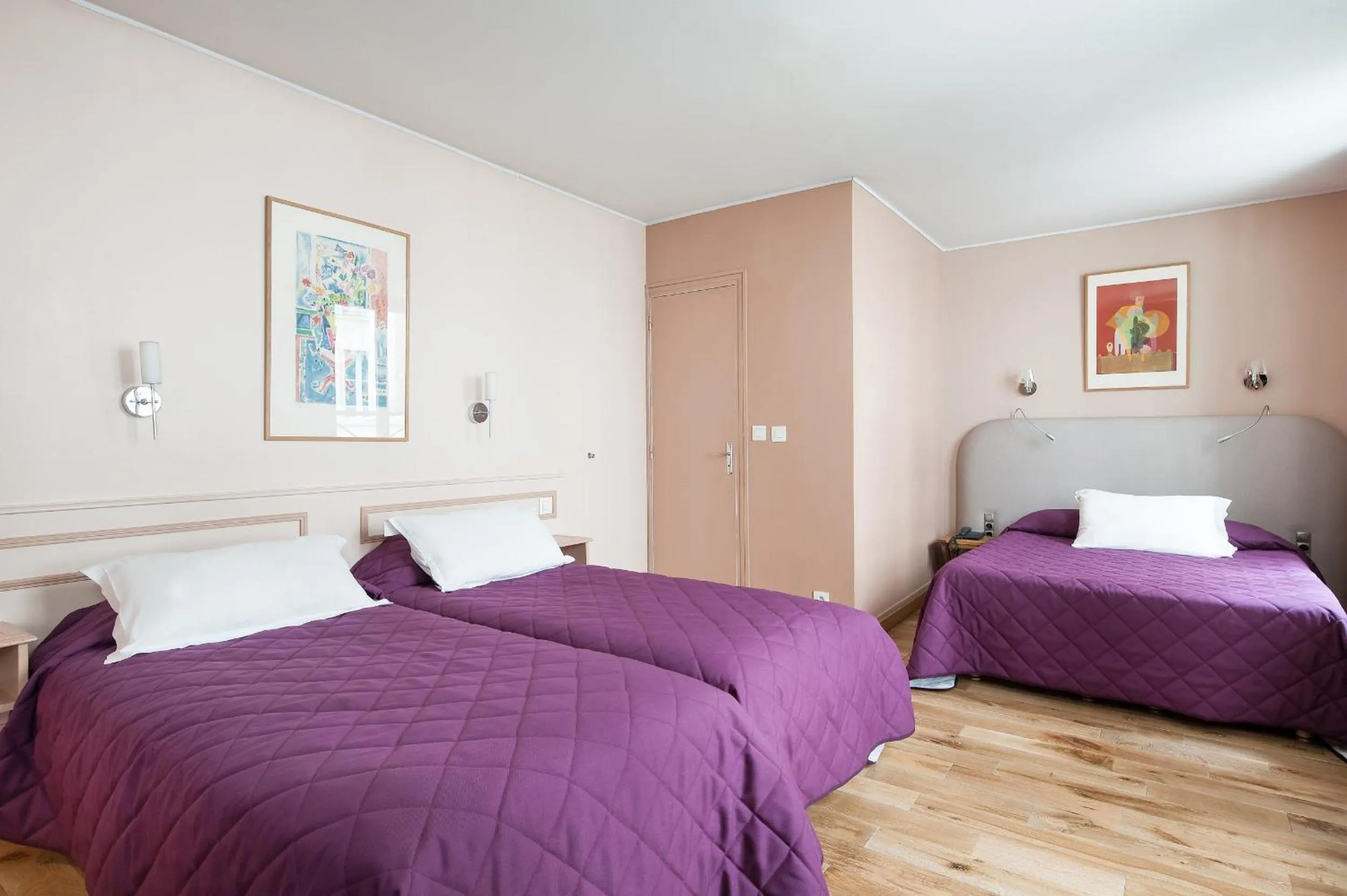 Bedroom, Bed in Hotel Americain