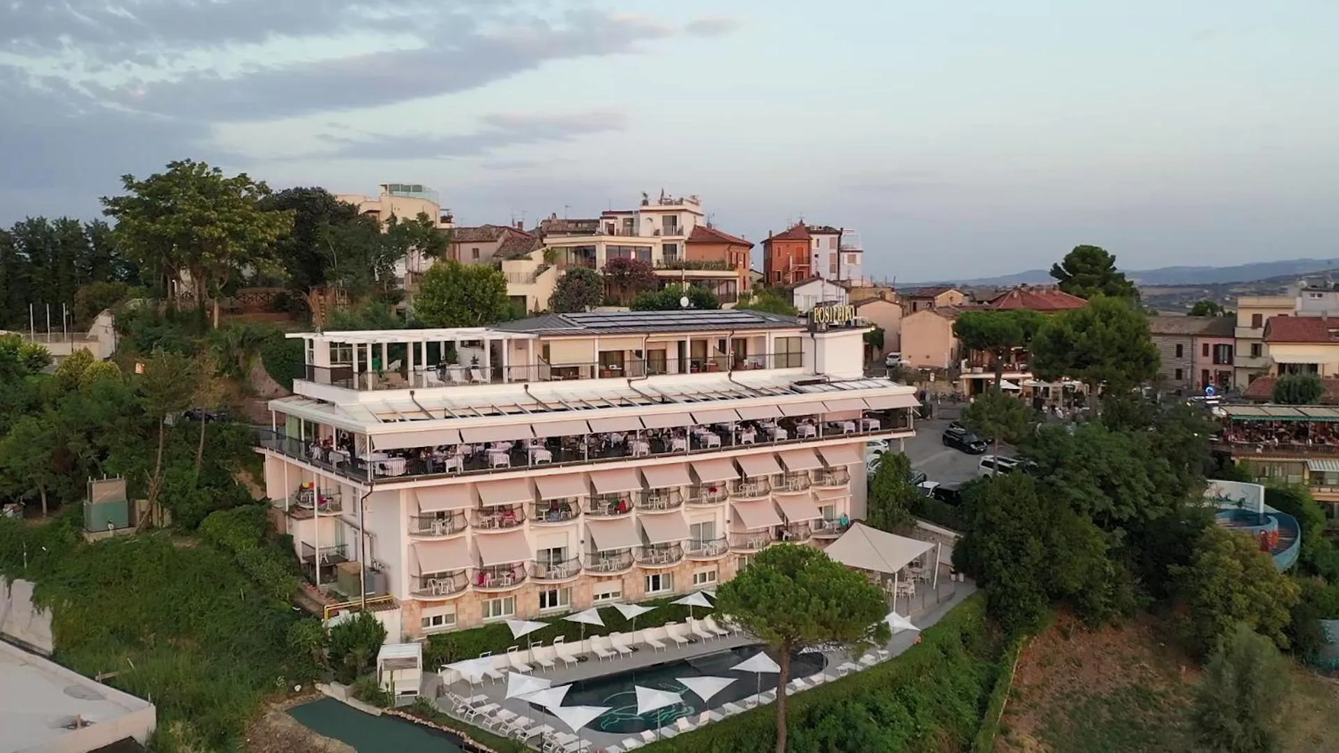 Property building in Hotel Posillipo