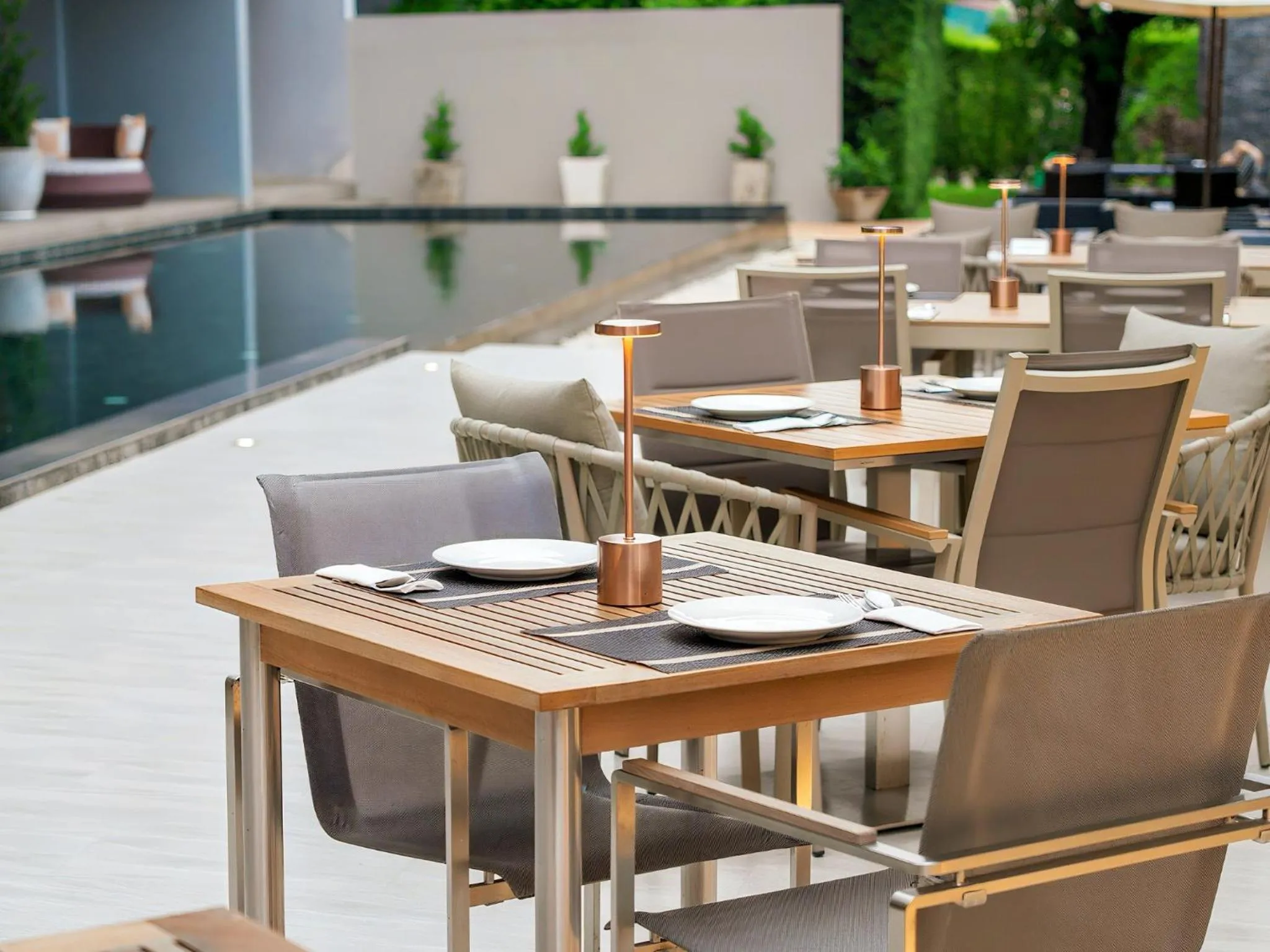 Restaurant/places to eat in The Zense Boutique Hotel