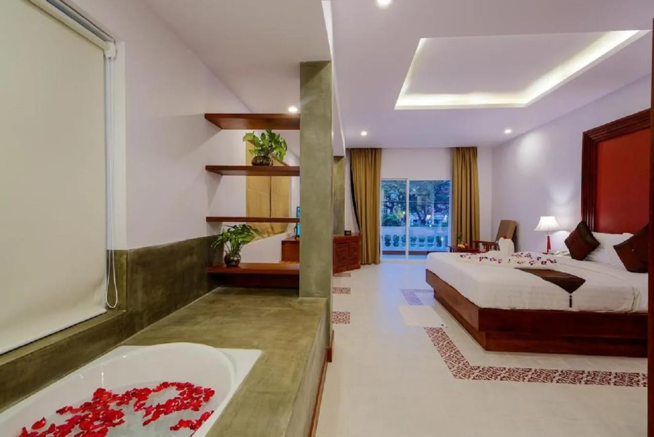 Bed in Shadow Angkor Residence