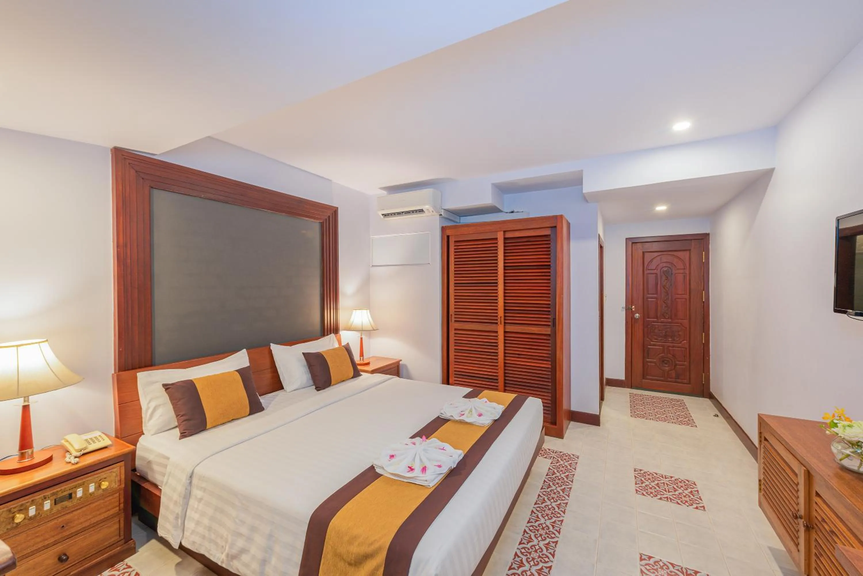 Bedroom, Bed in Shadow Angkor Residence