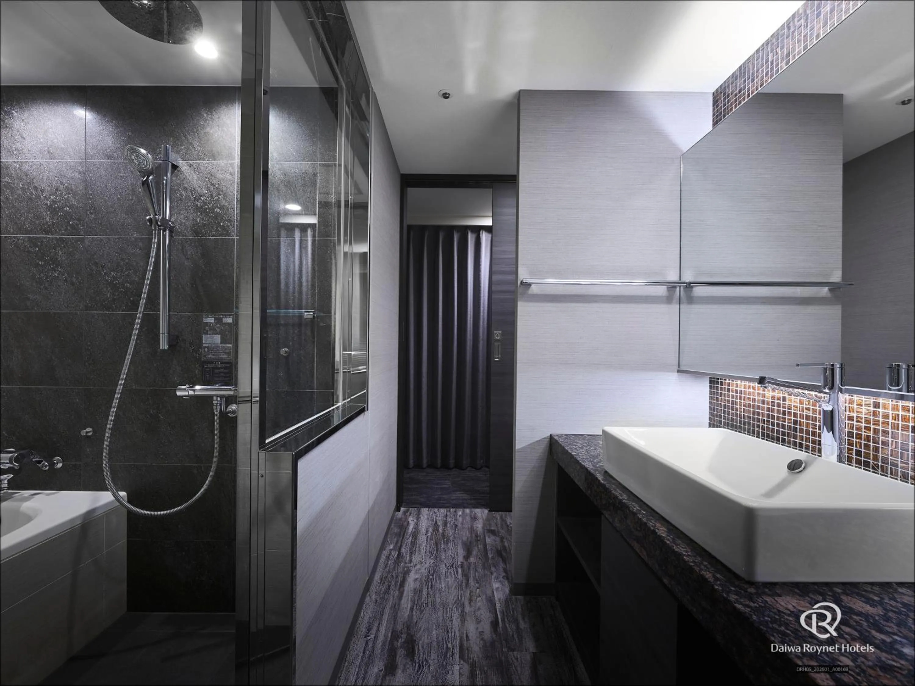 Bathroom in Daiwa Roynet Hotel Kyoto Ekimae PREMIER