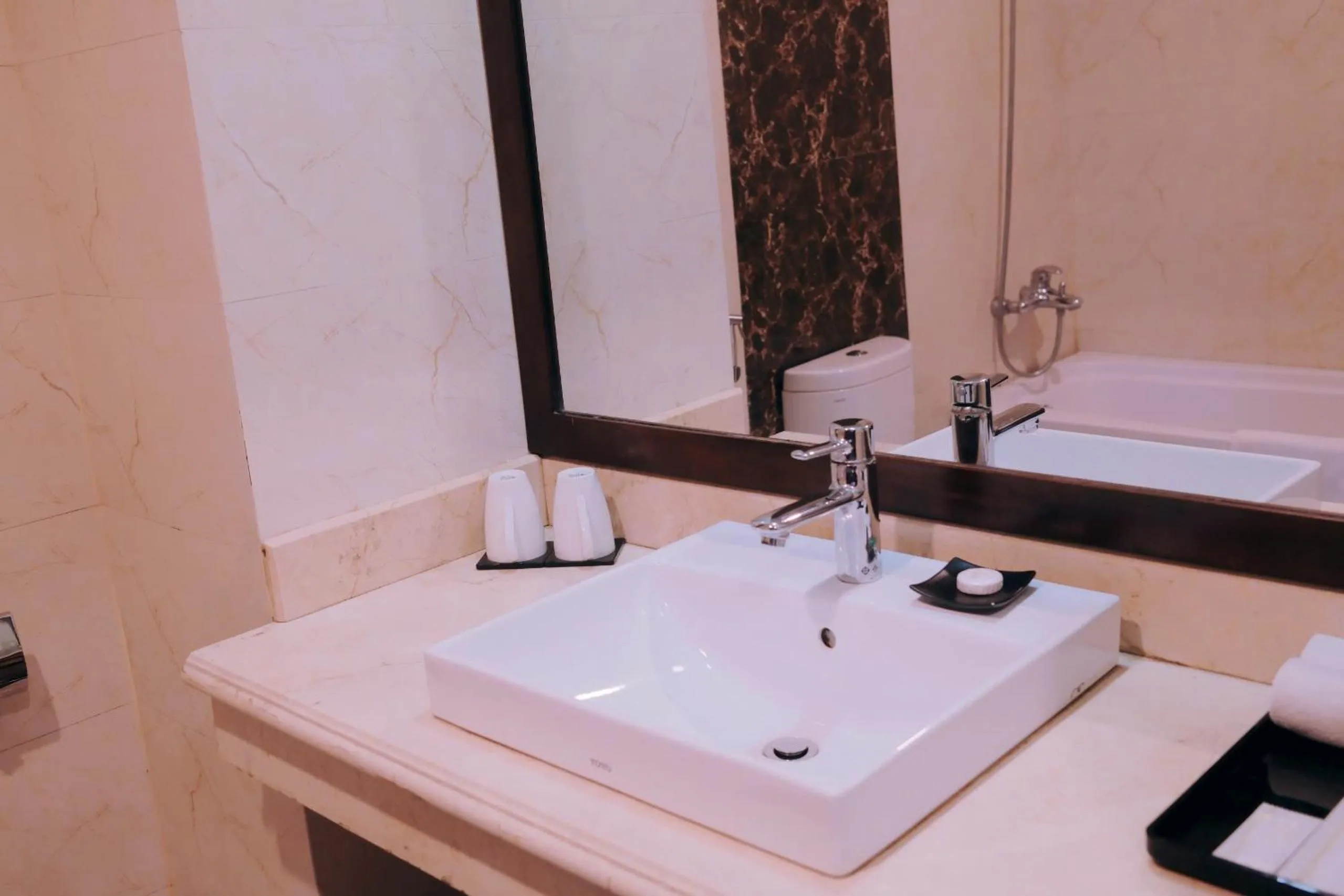Shower in Muong Thanh Vinh Hotel