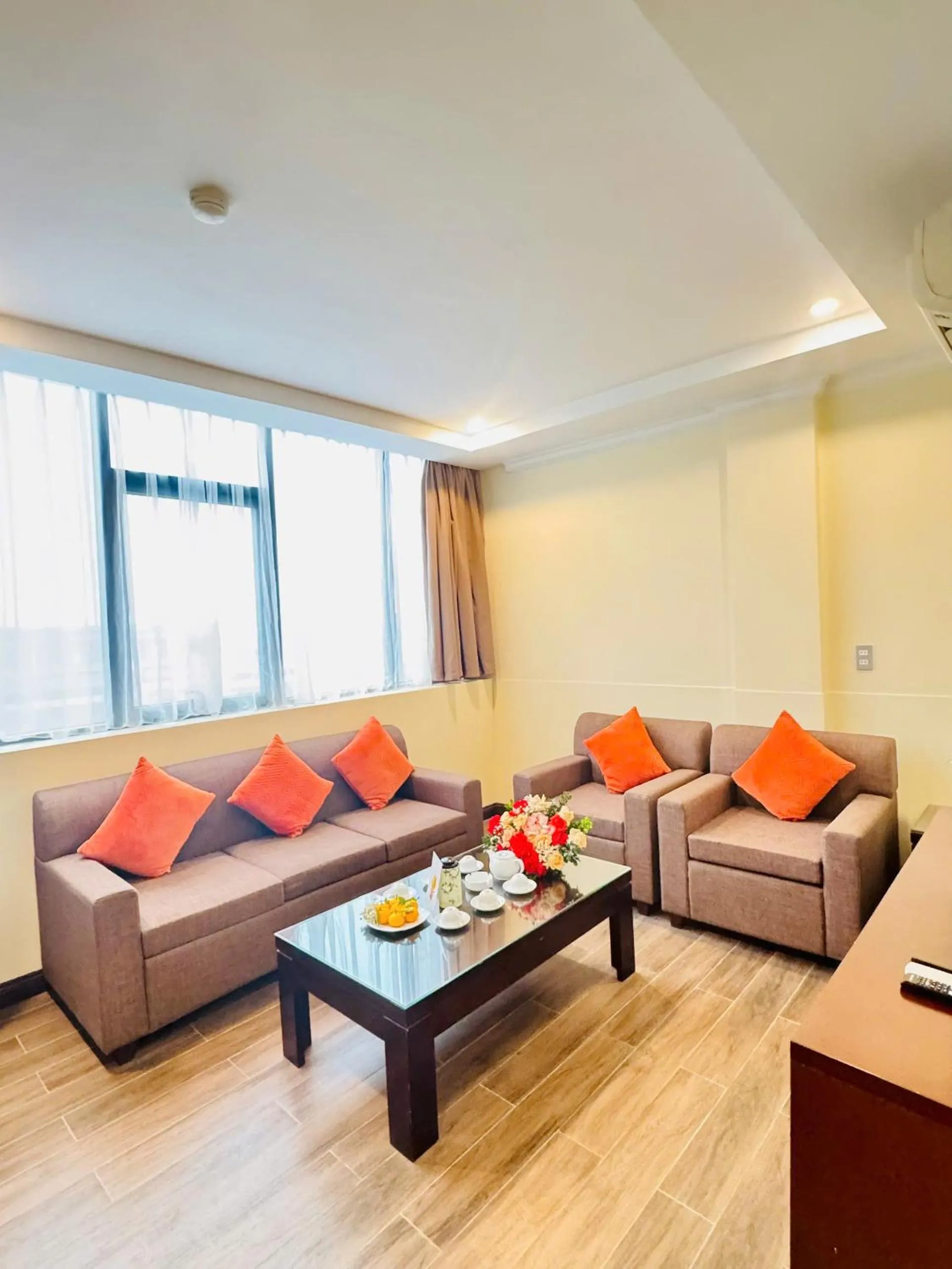 Living room in Muong Thanh Vinh Hotel