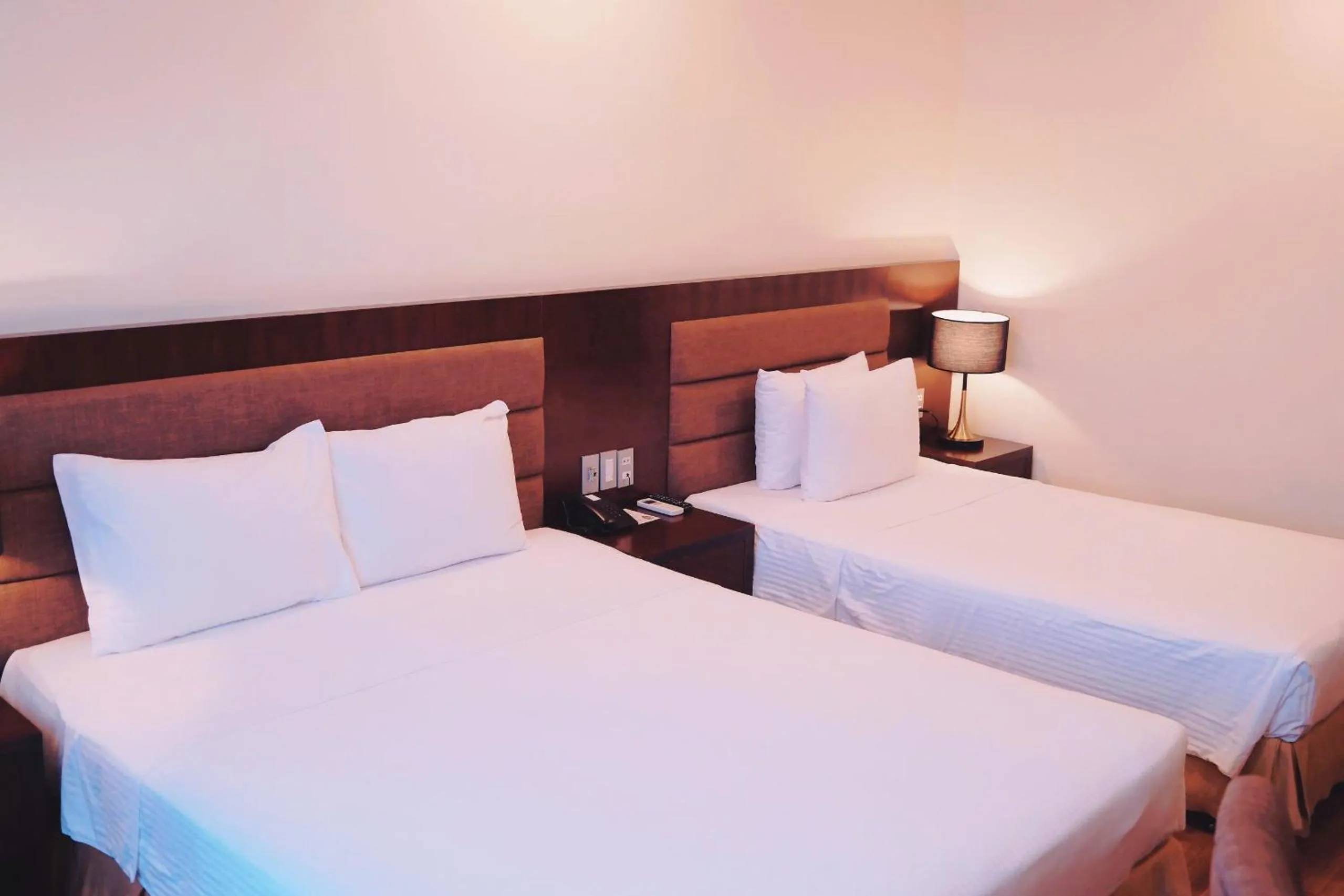 Bedroom, Bed in Muong Thanh Vinh Hotel