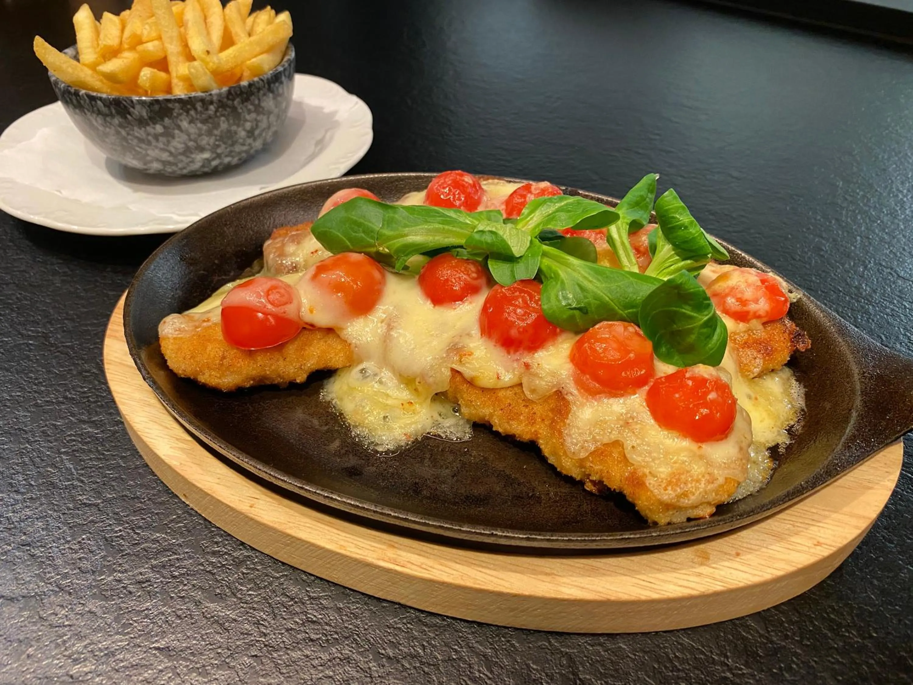 Food in Hotel Asgard