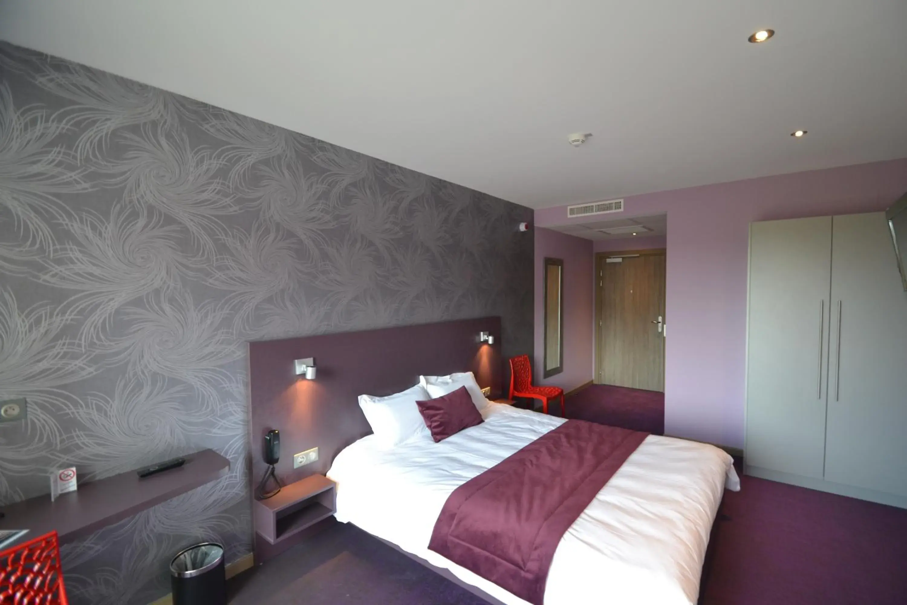 Deluxe Room (disability access) in Hôtel Restaurant Les Alizés Deluxe Room (disability access) in Hôtel Restaurant Les Alizés