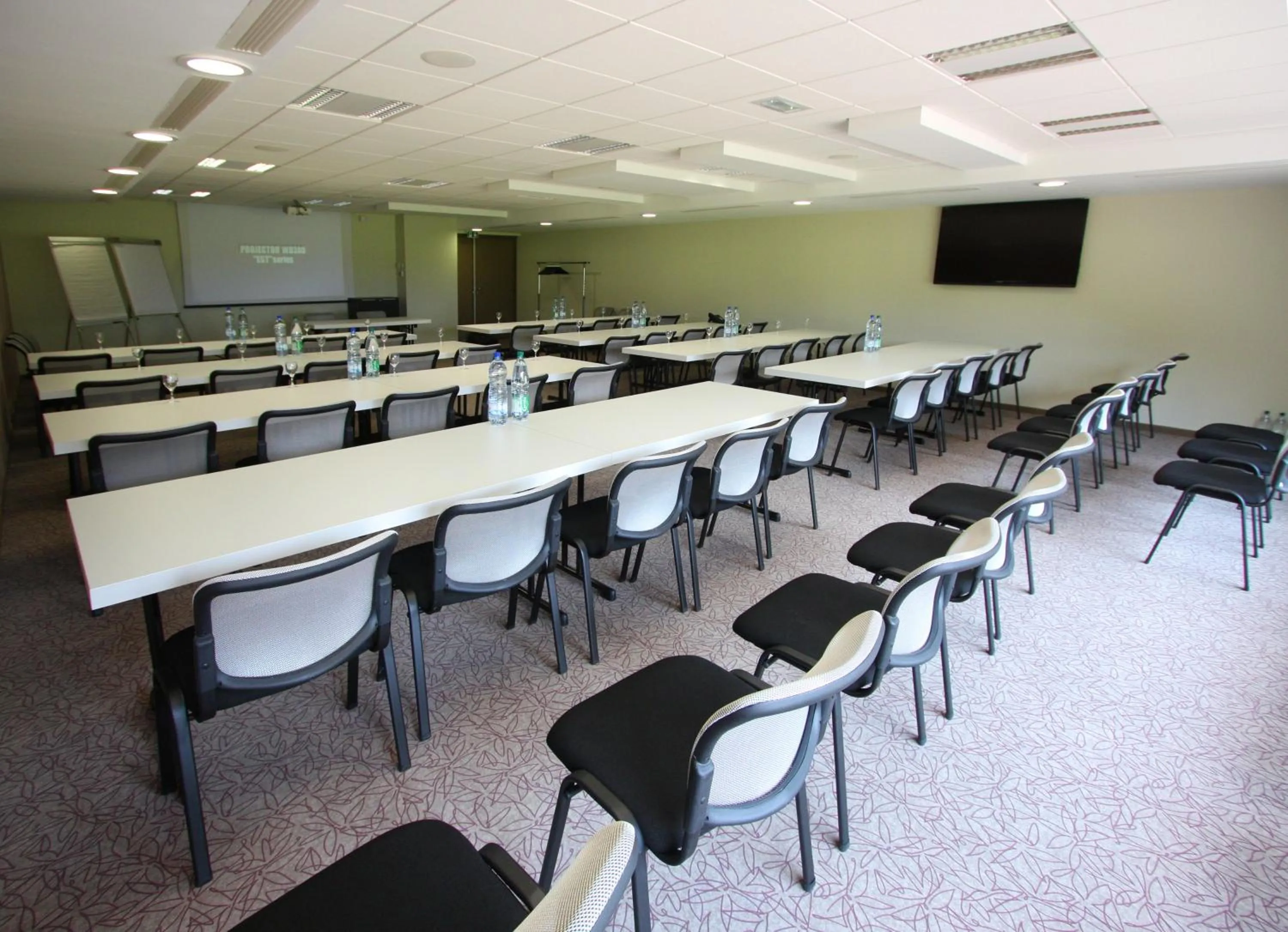 Business facilities in Hôtel Restaurant Les Alizés