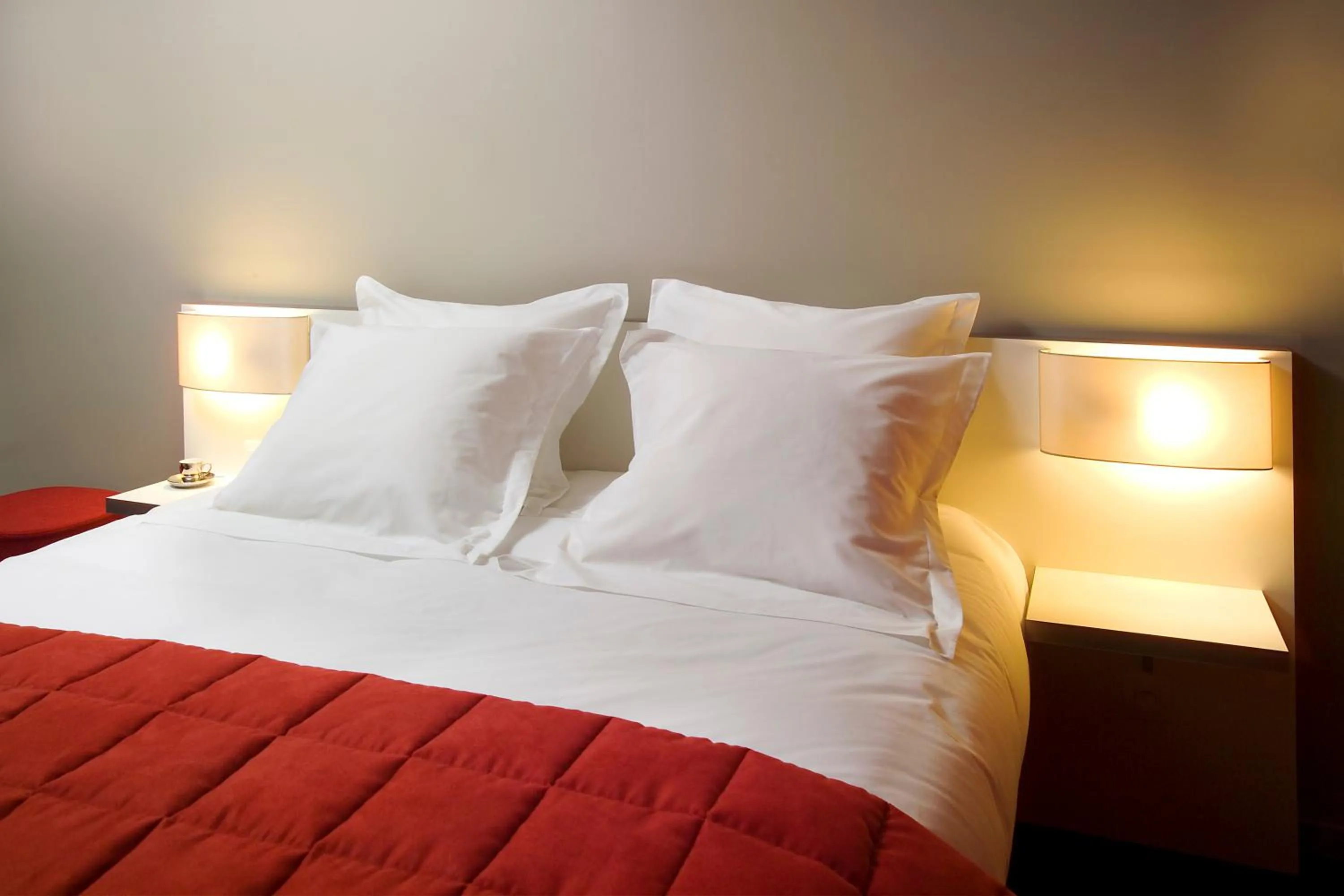 Bed in B&B HOME Lyon Centre Berthelot