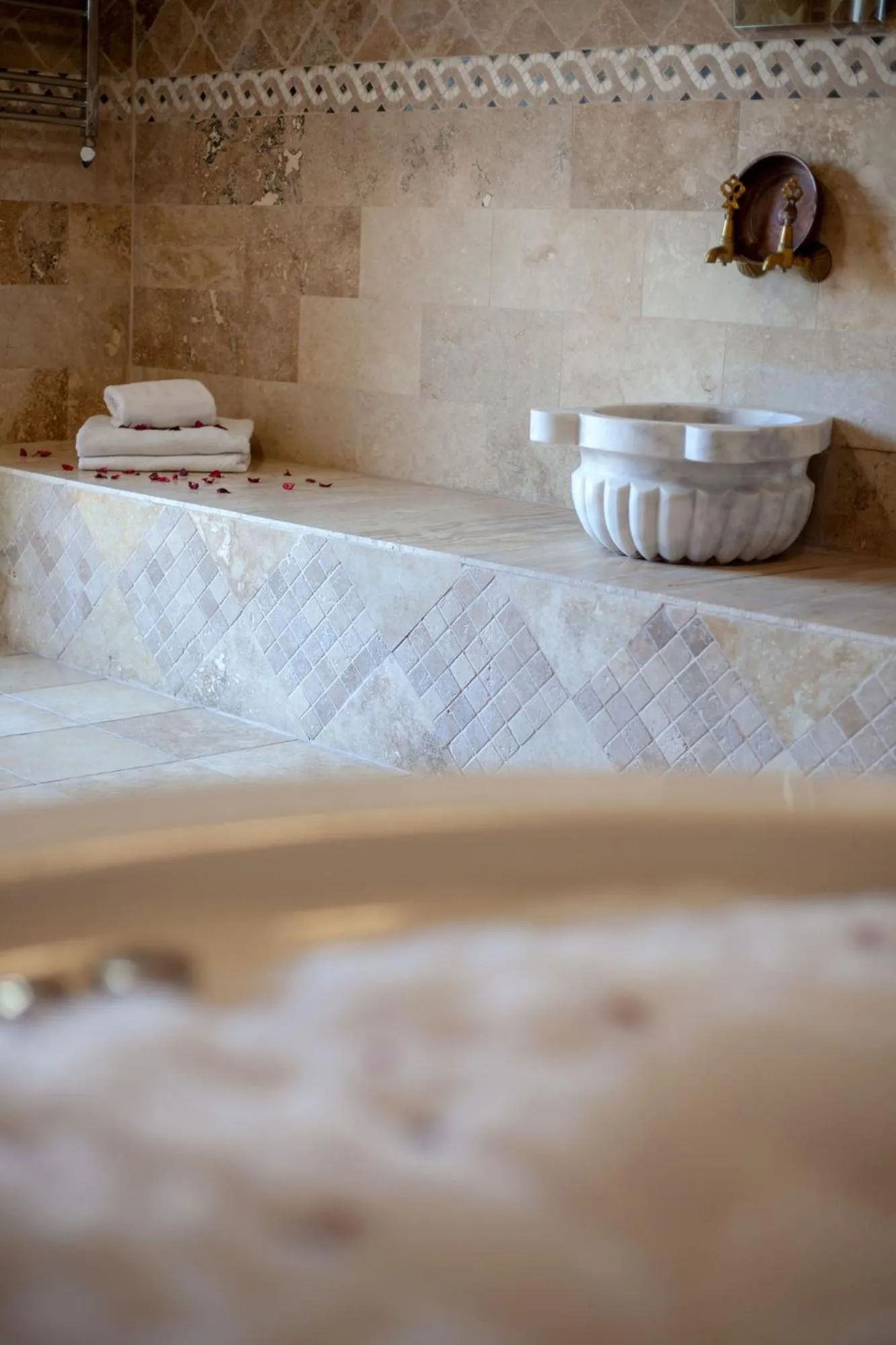 Hot Tub in Peace Stone House