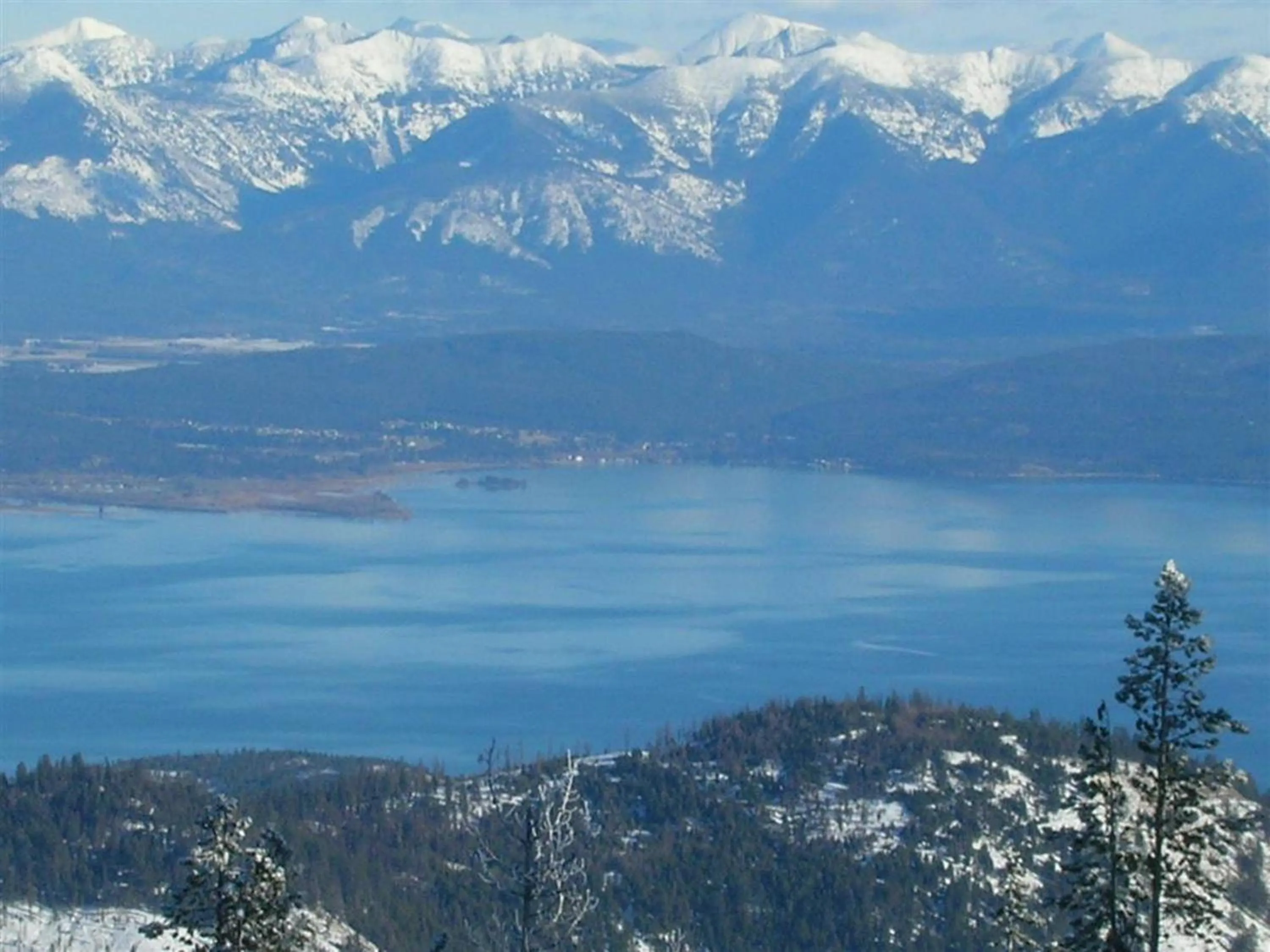 Area and facilities in Holiday Inn Express Hotel & Suites Kalispell by IHG