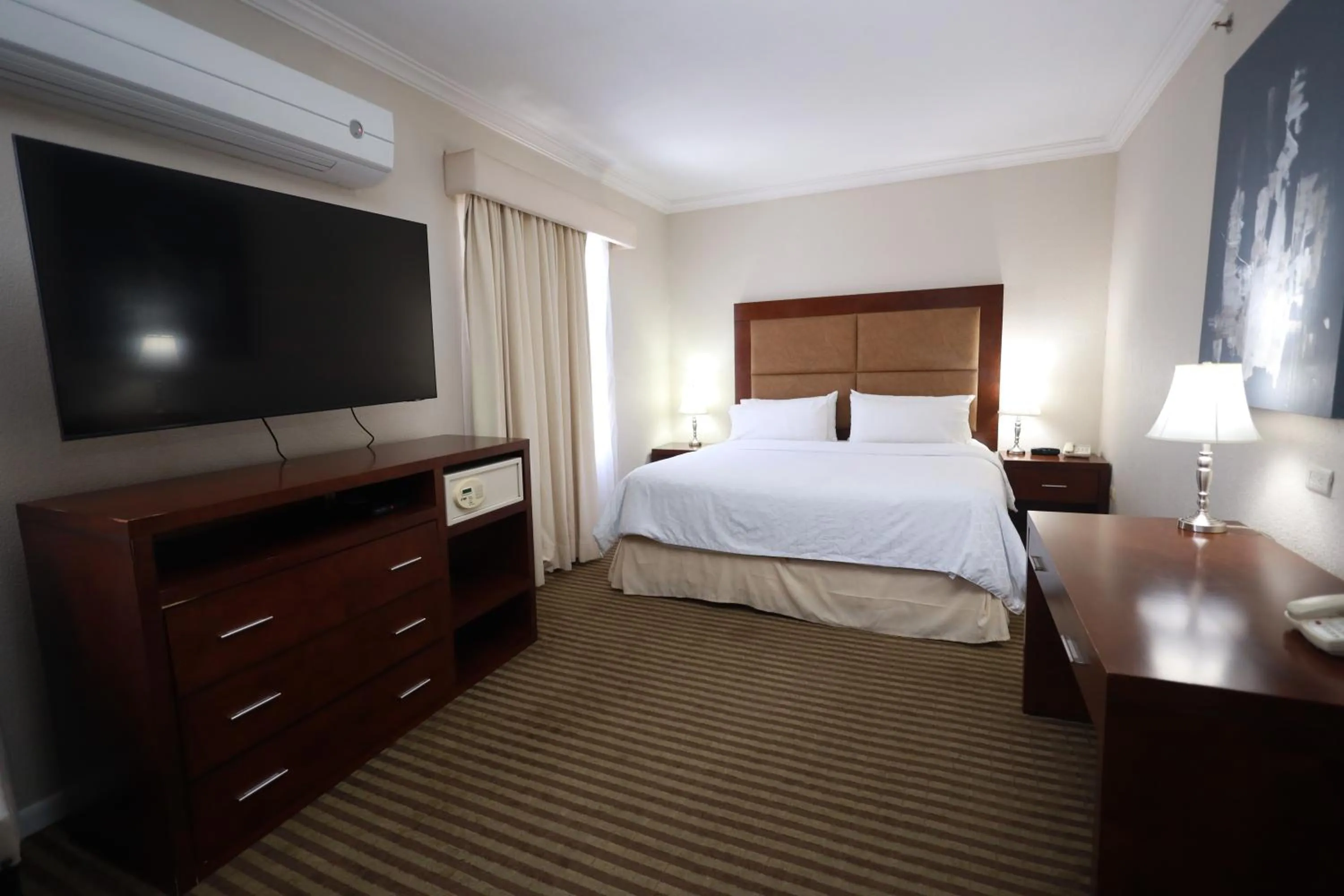 Bed in Holiday Inn Durango by IHG