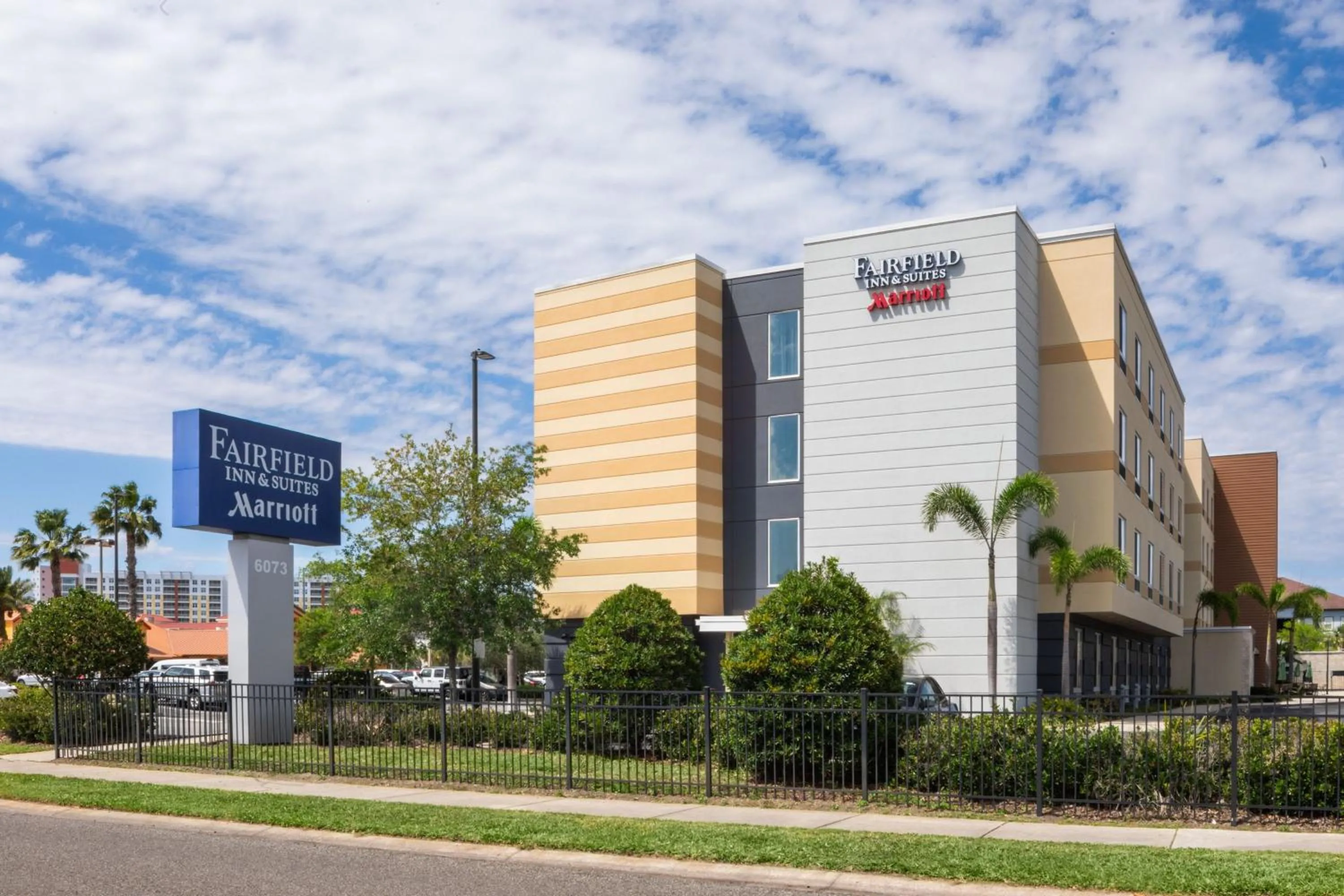 Property building in Fairfield Inn & Suites by Marriott Orlando Kissimmee/Celebration