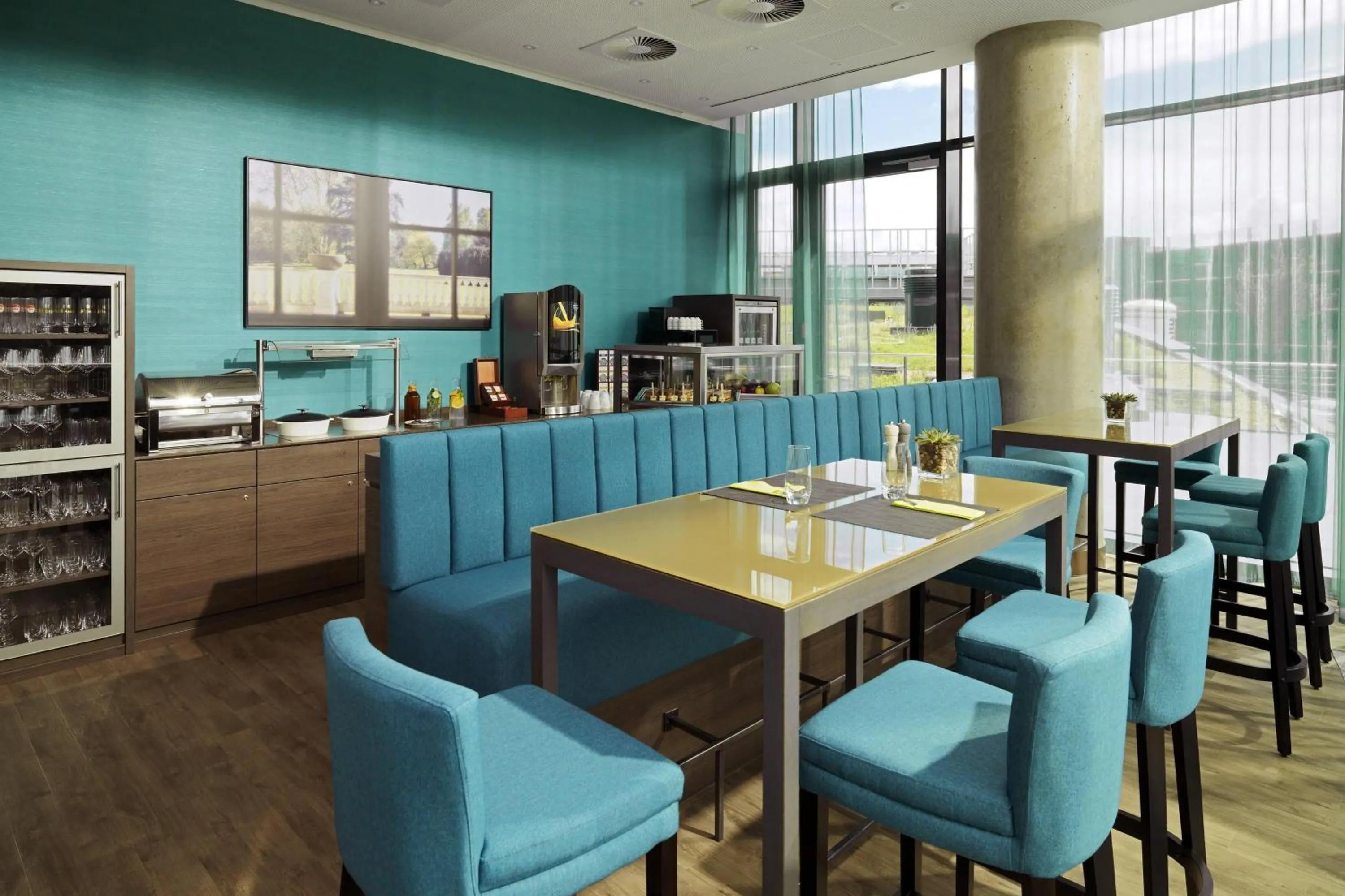 Lounge or bar in Bonn Marriott Hotel