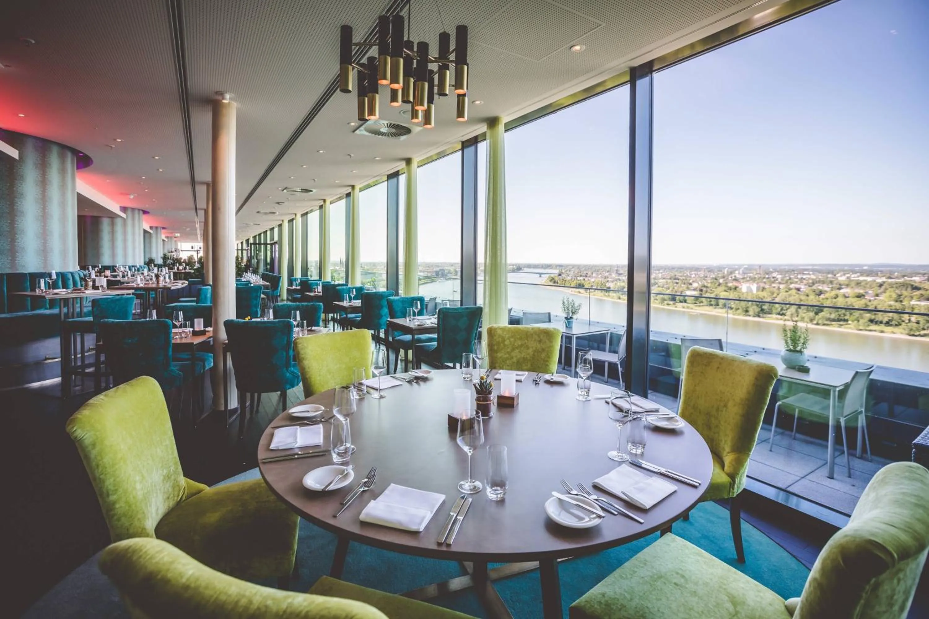 Restaurant/places to eat in Bonn Marriott Hotel