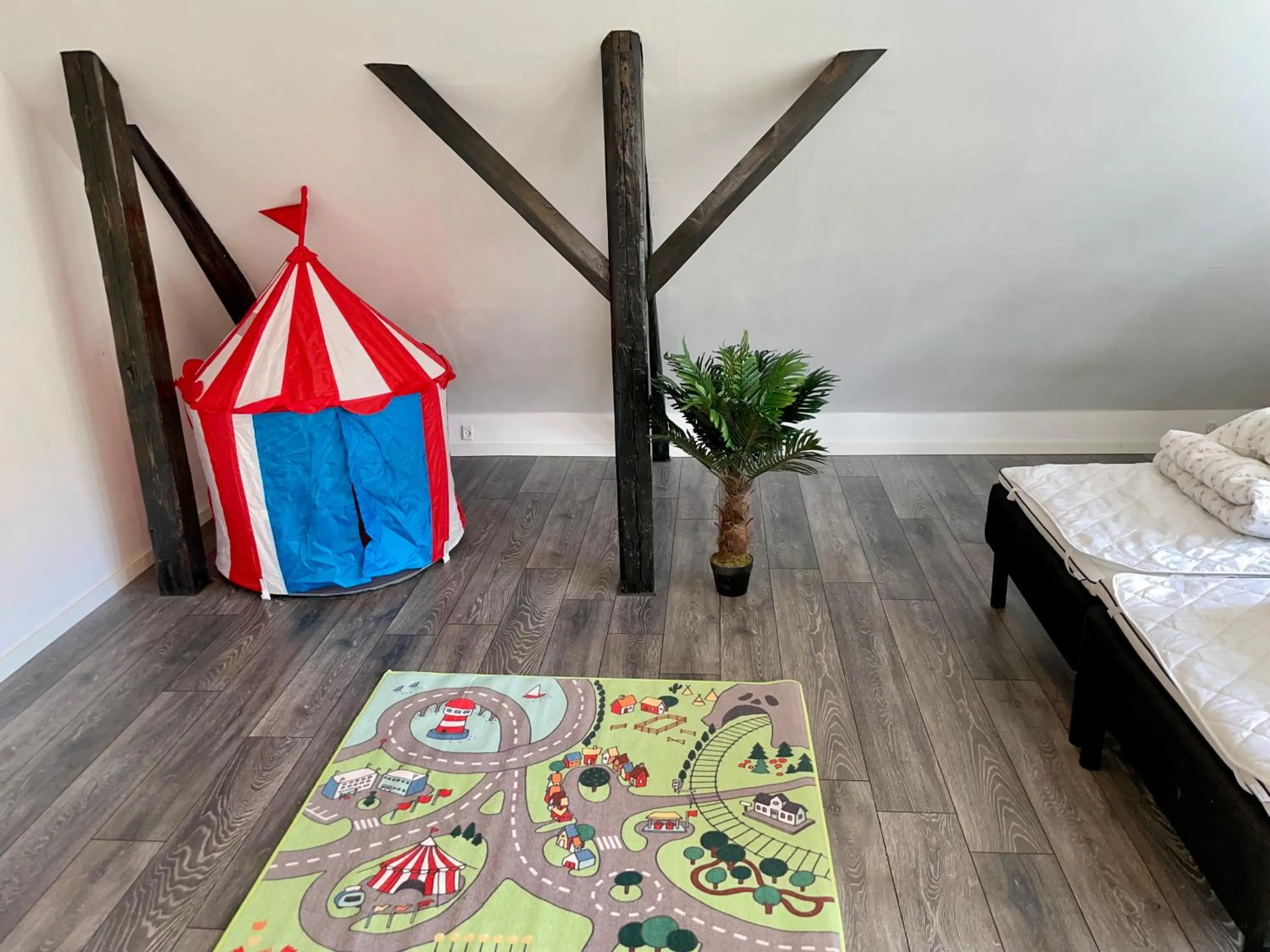 Bedroom, Bed in Hestkær Family Rooms