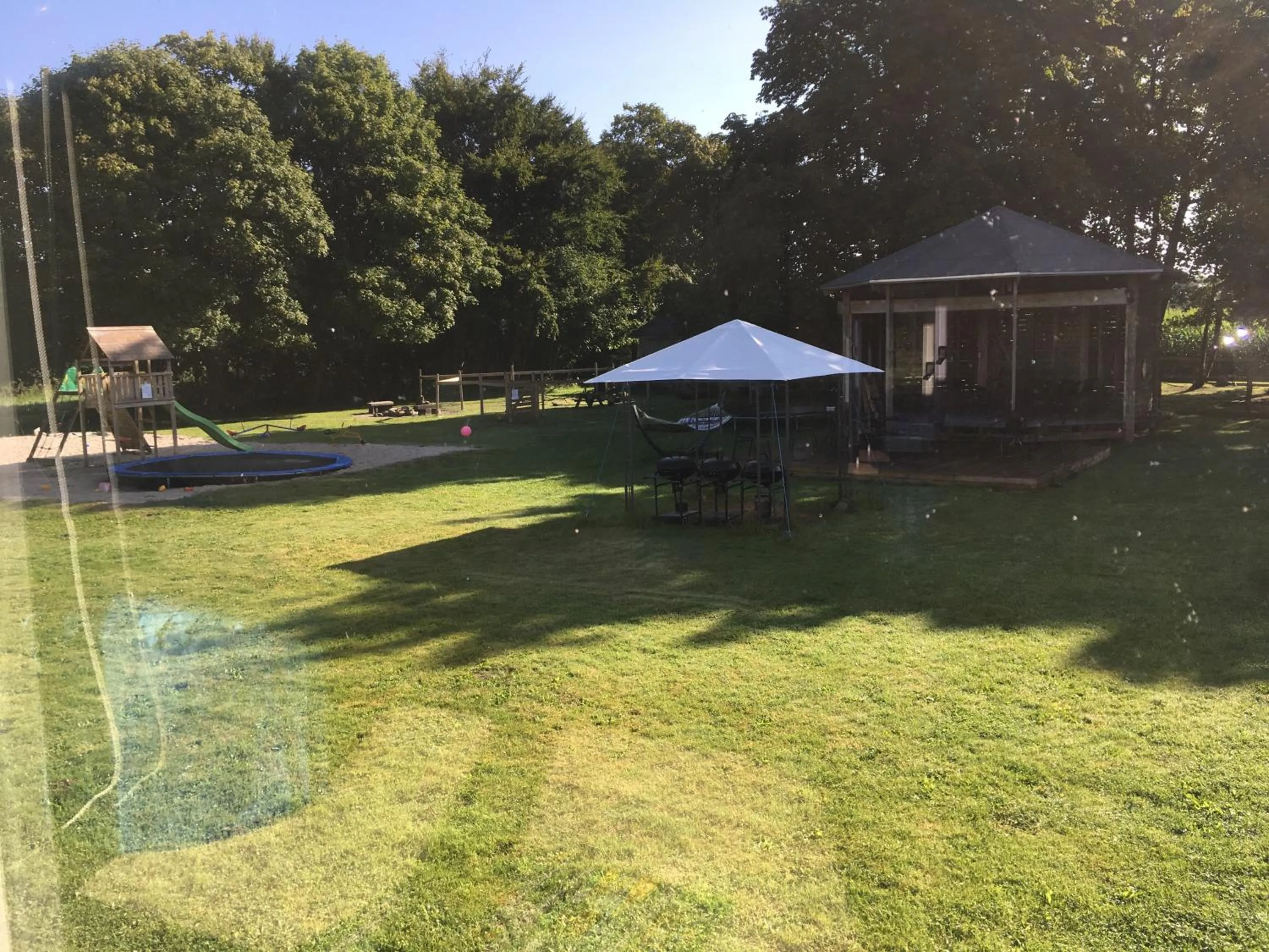Garden view in Hestkær Family Rooms
